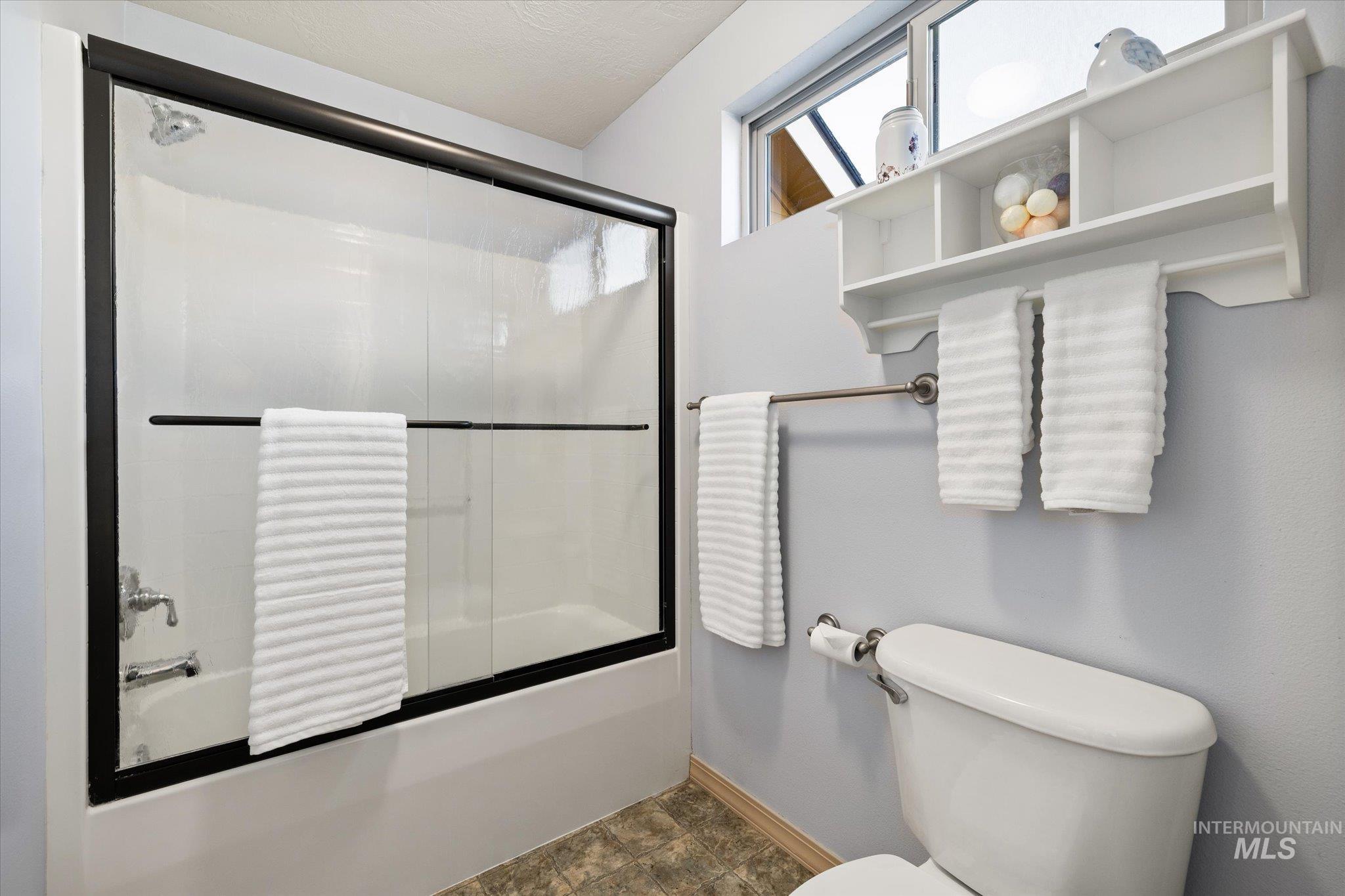 9802 W Big Springs Blvd., Boise, Idaho 83714, 4 Bedrooms, 3 Bathrooms, Residential For Sale, Price $999,999,MLS 98980147