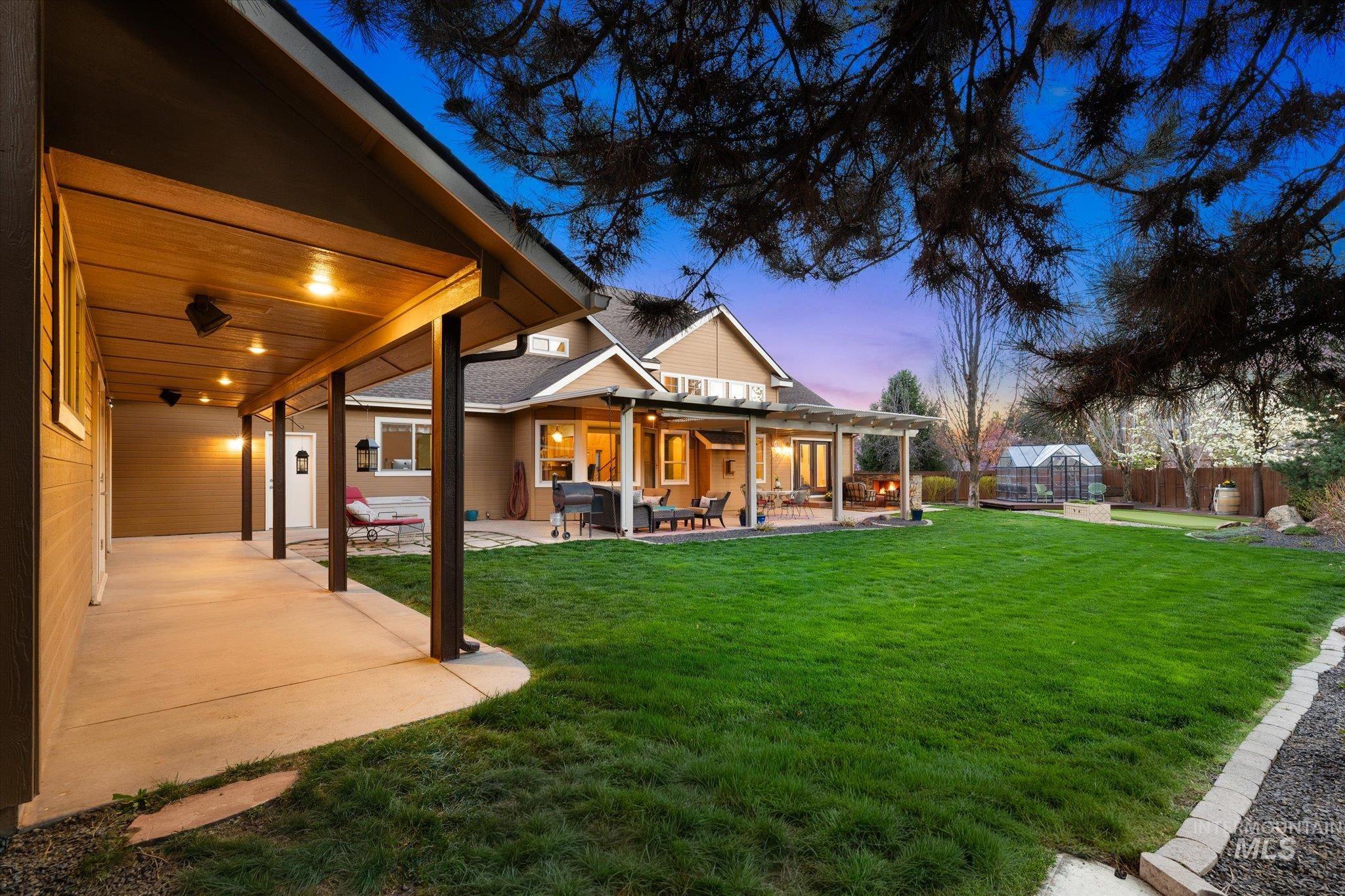 9802 W Big Springs Blvd., Boise, Idaho 83714, 4 Bedrooms, 3 Bathrooms, Residential For Sale, Price $999,999,MLS 98980147