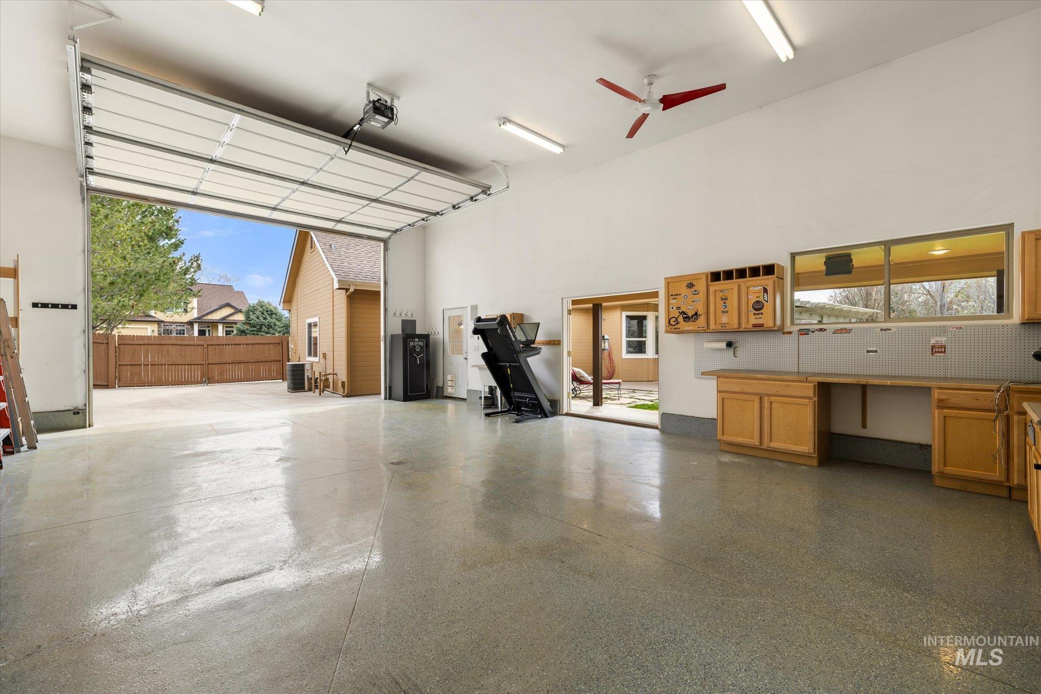 9802 W Big Springs Blvd., Boise, Idaho 83714, 4 Bedrooms, 3 Bathrooms, Residential For Sale, Price $999,999,MLS 98980147