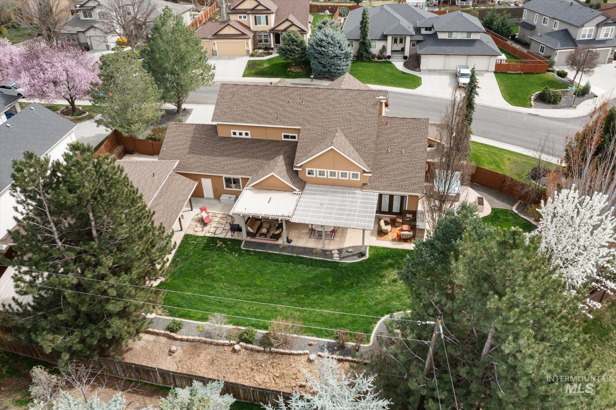 9802 W Big Springs Blvd., Boise, Idaho 83714, 4 Bedrooms, 3 Bathrooms, Residential For Sale, Price $999,999,MLS 98980147