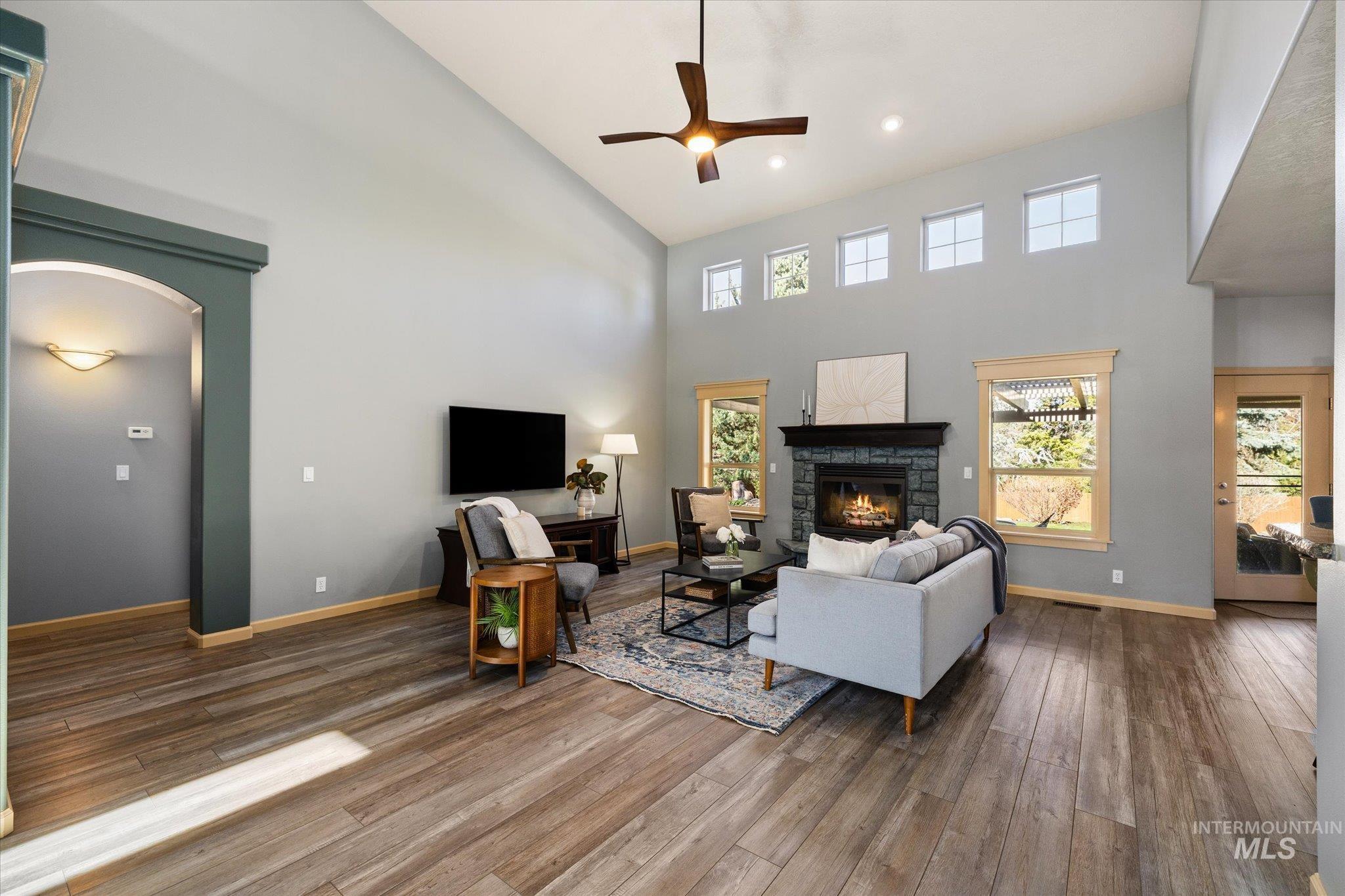 9802 W Big Springs Blvd., Boise, Idaho 83714, 4 Bedrooms, 3 Bathrooms, Residential For Sale, Price $999,999,MLS 98980147