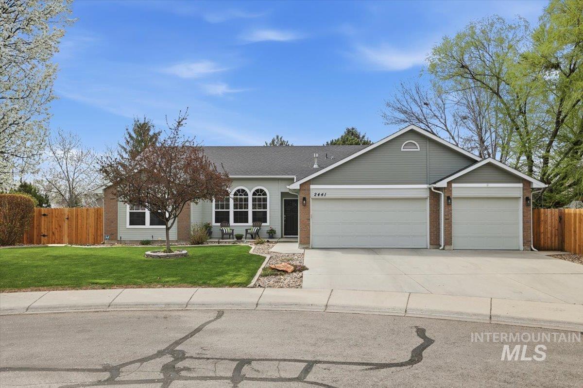 2441 N Snow Goose Way, Meridian, Idaho 83646, 4 Bedrooms, 2 Bathrooms, Residential For Sale, Price $599,000, 98980148