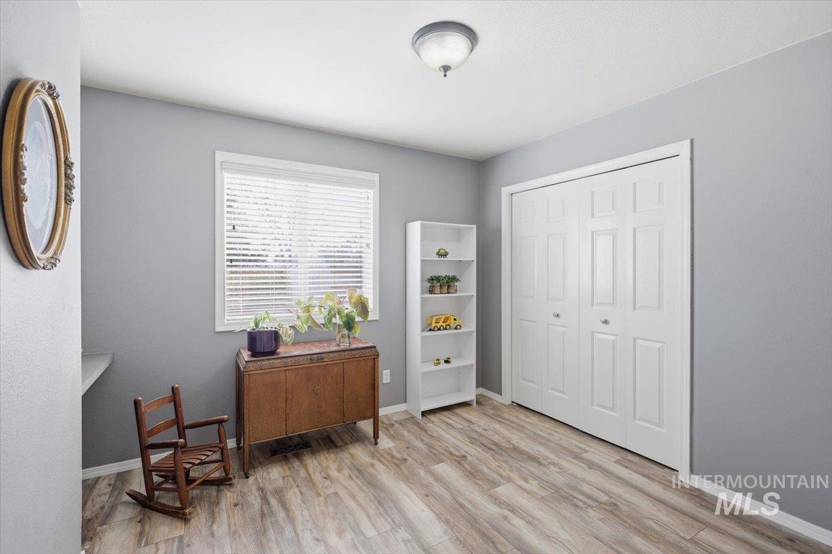 2441 N Snow Goose Way, Meridian, Idaho 83646, 4 Bedrooms, 2 Bathrooms, Residential For Sale, Price $645,000,MLS 98980148