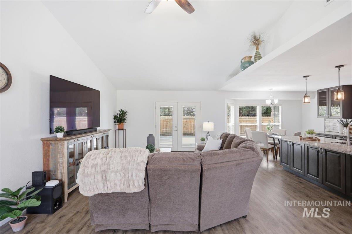 2441 N Snow Goose Way, Meridian, Idaho 83646, 4 Bedrooms, 2 Bathrooms, Residential For Sale, Price $599,000, 98980148