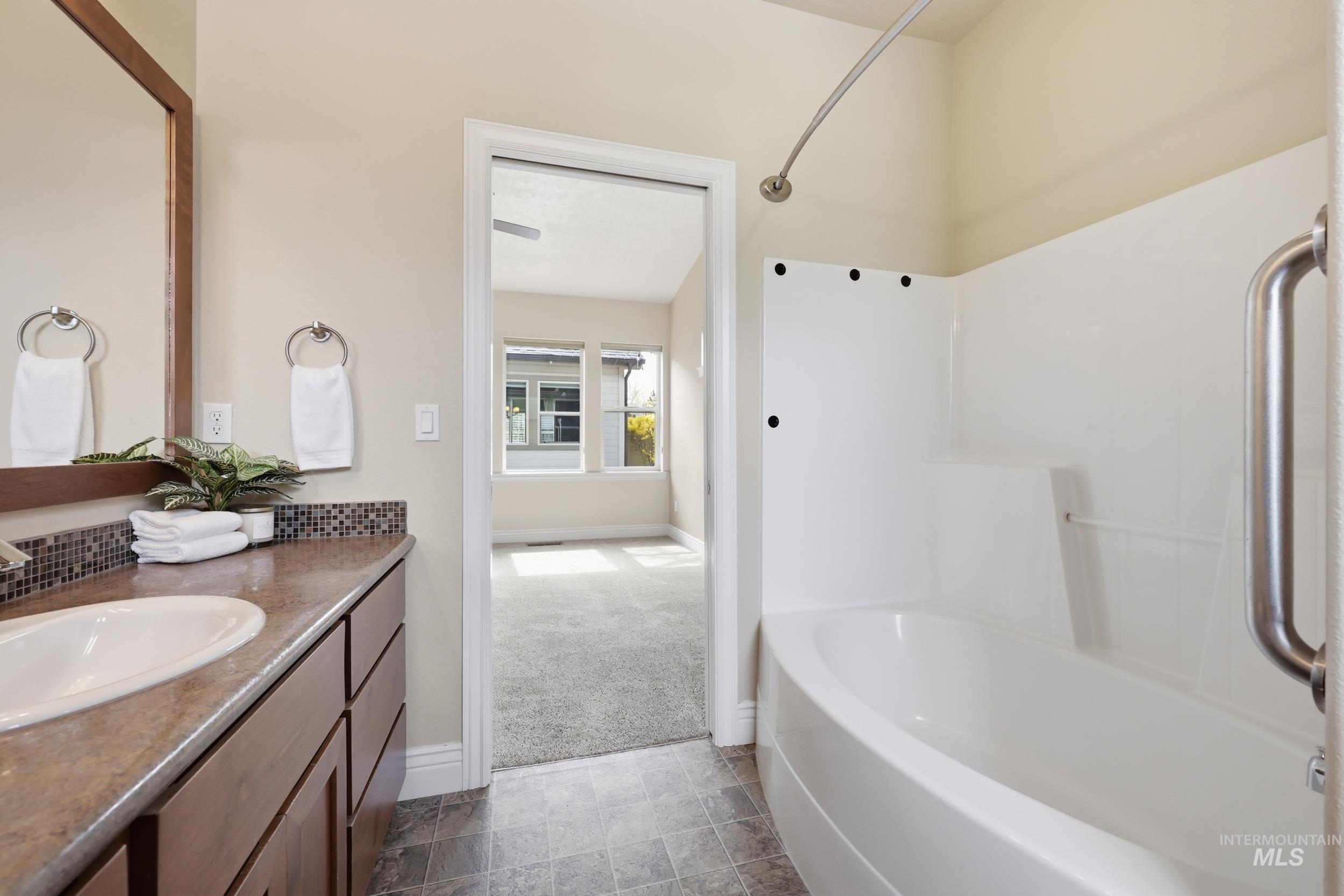 816 E Tallinn St, Meridian, Idaho 83646, 2 Bedrooms, 2 Bathrooms, Residential For Sale, Price $479,000, 98980149