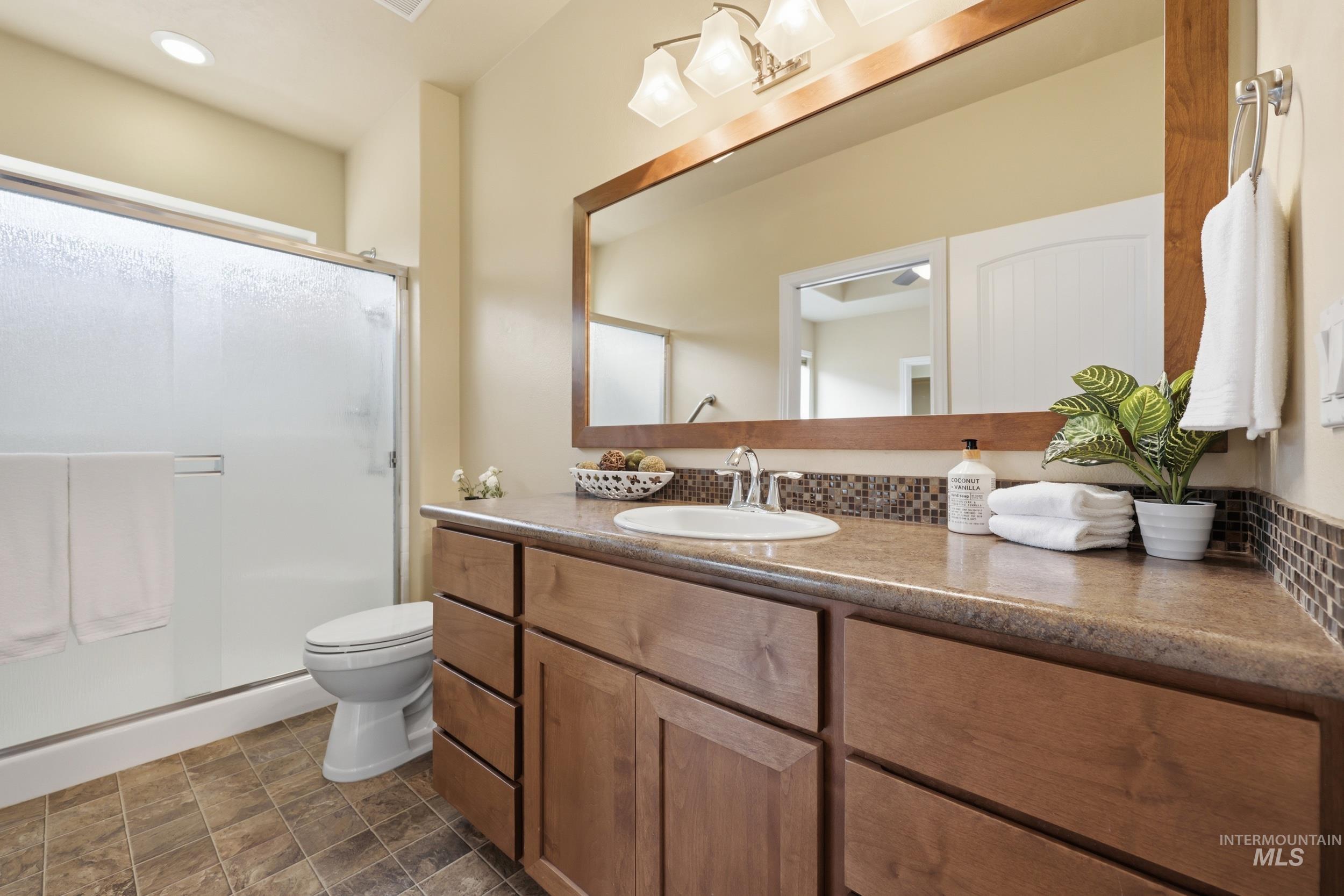 816 E Tallinn St, Meridian, Idaho 83646, 2 Bedrooms, 2 Bathrooms, Residential For Sale, Price $479,000, 98980149