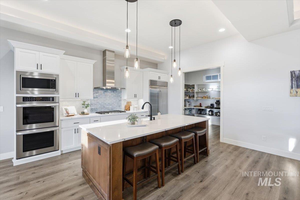 24785 Sienna Glenn St., Middleton, Idaho 83644, 3 Bedrooms, 2.5 Bathrooms, Residential For Sale, Price $879,900,MLS 98980150