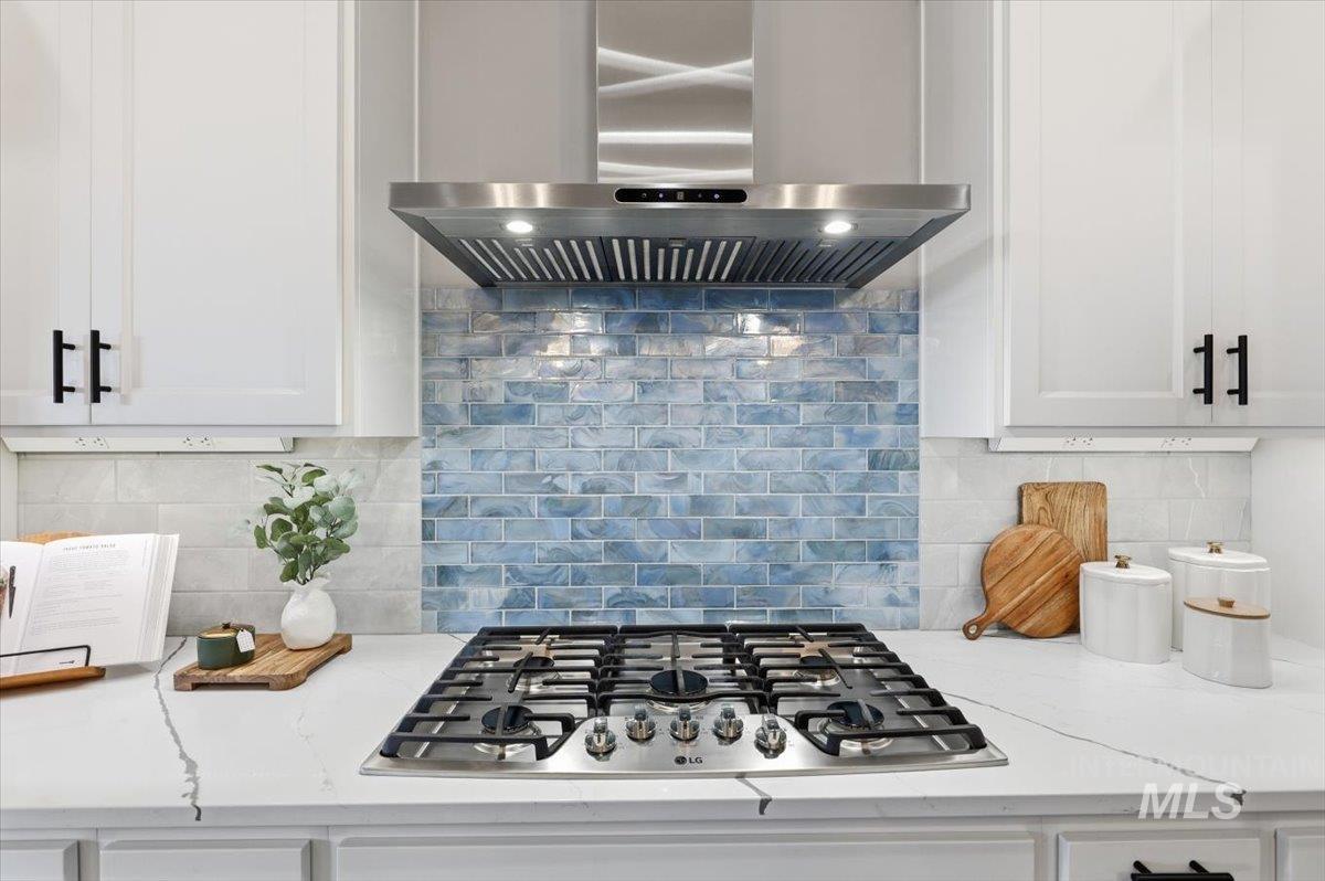 24785 Sienna Glenn St., Middleton, Idaho 83644, 3 Bedrooms, 2.5 Bathrooms, Residential For Sale, Price $879,900,MLS 98980150