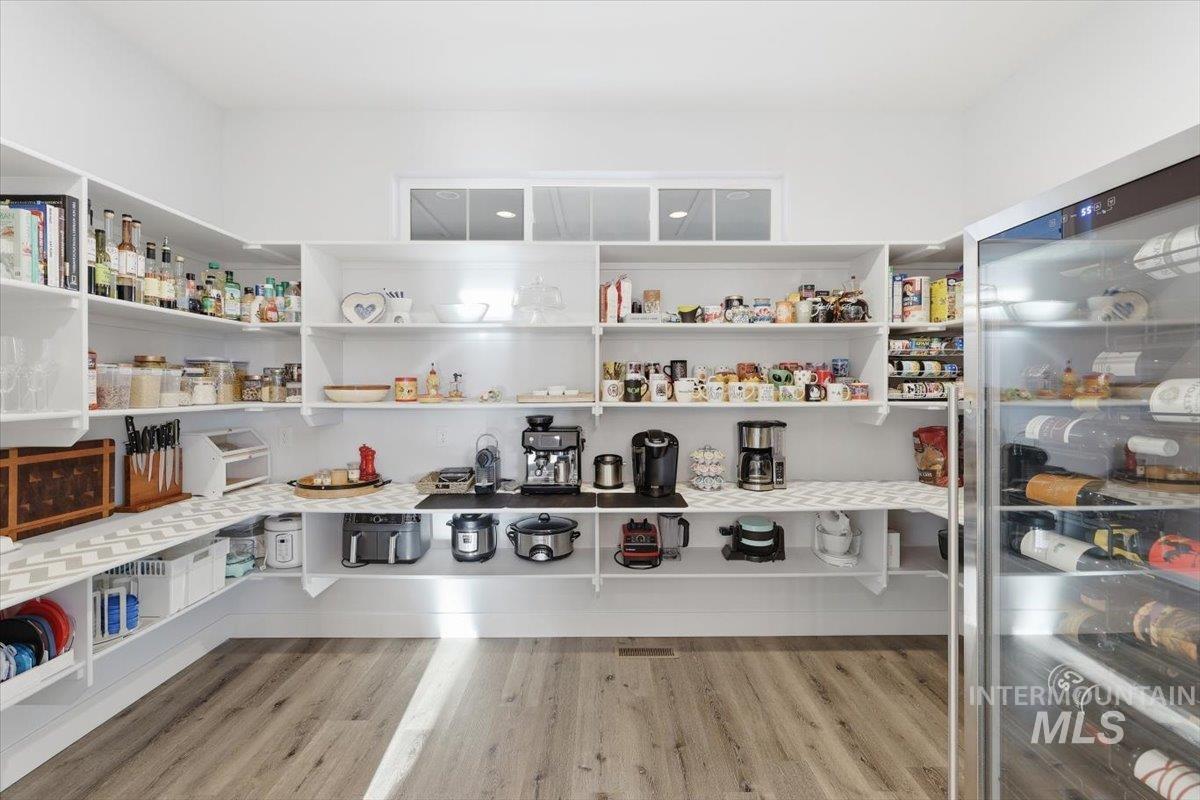 24785 Sienna Glenn St., Middleton, Idaho 83644, 3 Bedrooms, 2.5 Bathrooms, Residential For Sale, Price $879,900,MLS 98980150