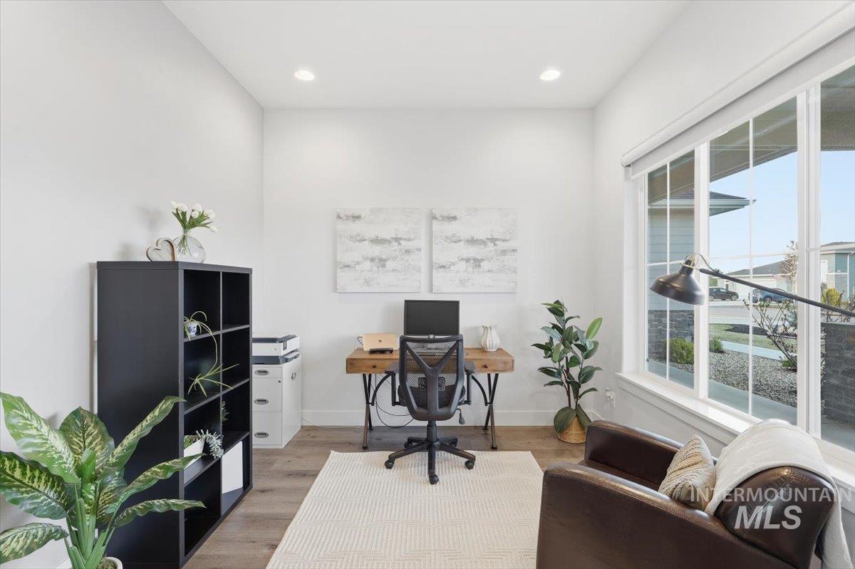 24785 Sienna Glenn St., Middleton, Idaho 83644, 3 Bedrooms, 2.5 Bathrooms, Residential For Sale, Price $879,900,MLS 98980150