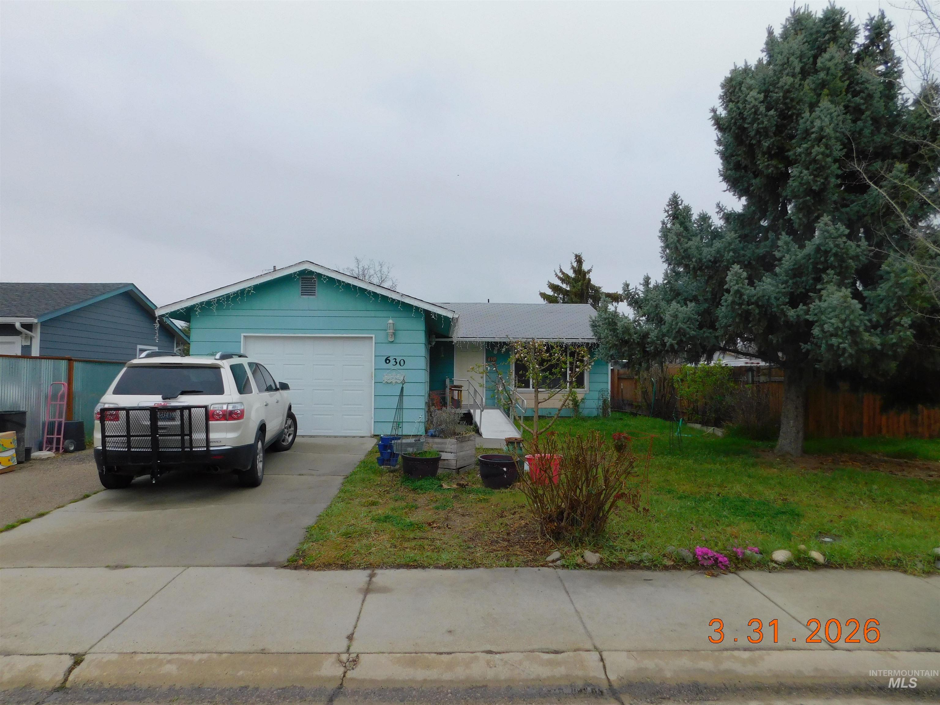 630 E 5th, Emmett, Idaho 83617, 2 Bedrooms, 1 Bathroom, Residential For Sale, Price $295,000, 98980156