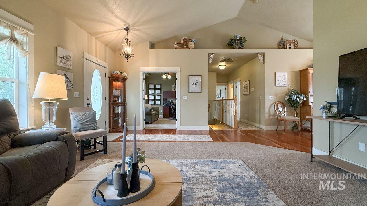 2675 Kings Way Drive, Homedale, Idaho 83628, 5 Bedrooms, 3 Bathrooms, Residential For Sale, Price $989,000,MLS 98980157