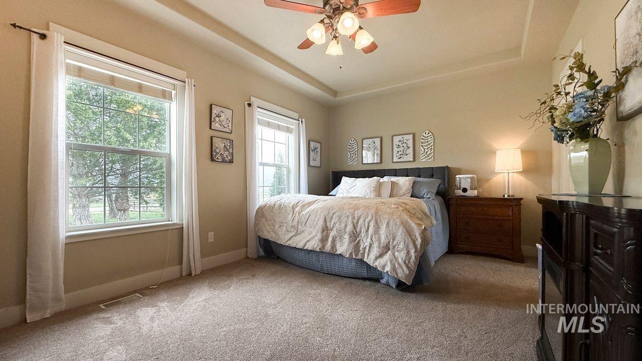 2675 Kings Way Drive, Homedale, Idaho 83628, 5 Bedrooms, 3 Bathrooms, Residential For Sale, Price $989,000,MLS 98980157