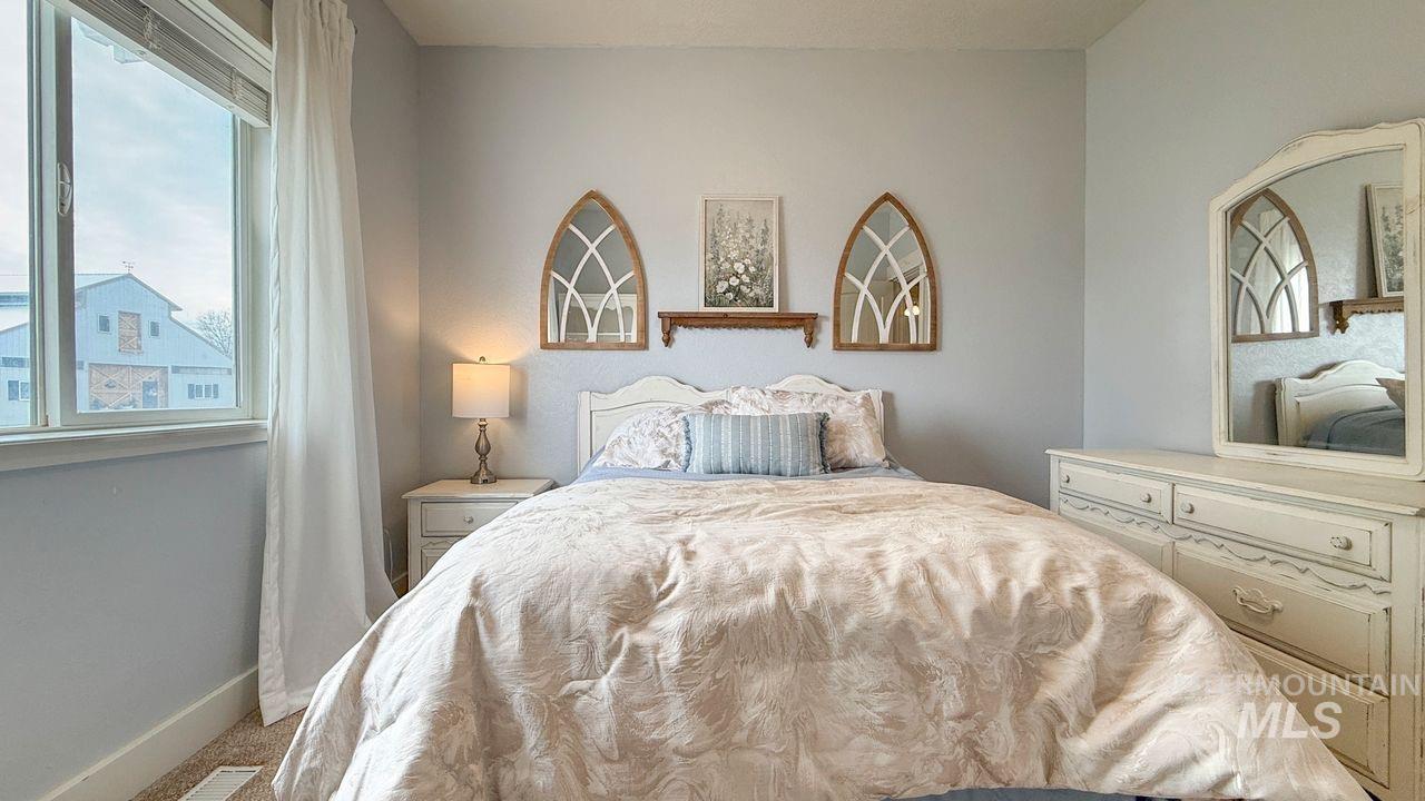 2675 Kings Way Drive, Homedale, Idaho 83628, 5 Bedrooms, 3 Bathrooms, Residential For Sale, Price $989,000,MLS 98980157