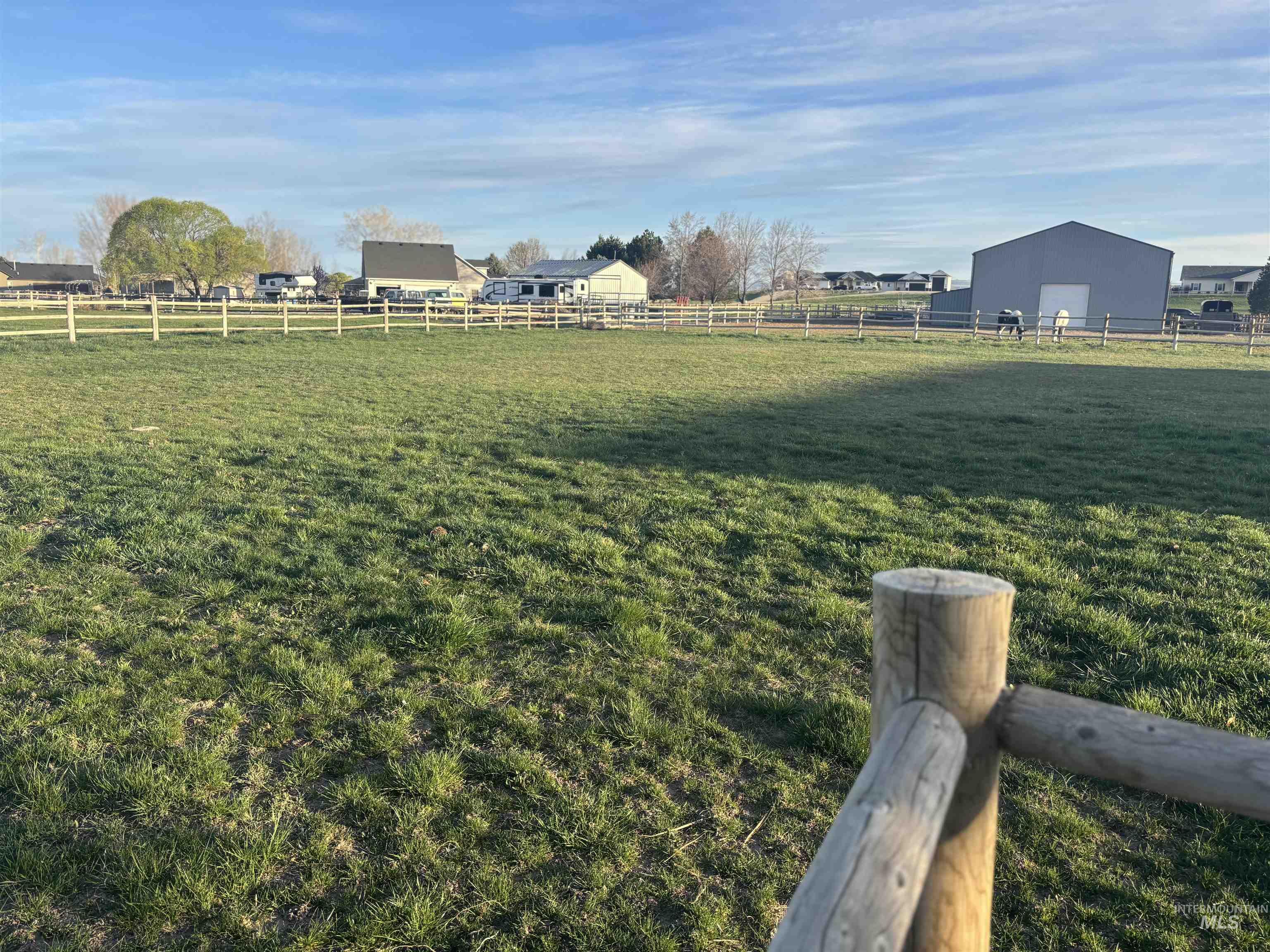 2675 Kings Way Drive, Homedale, Idaho 83628, 5 Bedrooms, 3 Bathrooms, Residential For Sale, Price $989,000,MLS 98980157