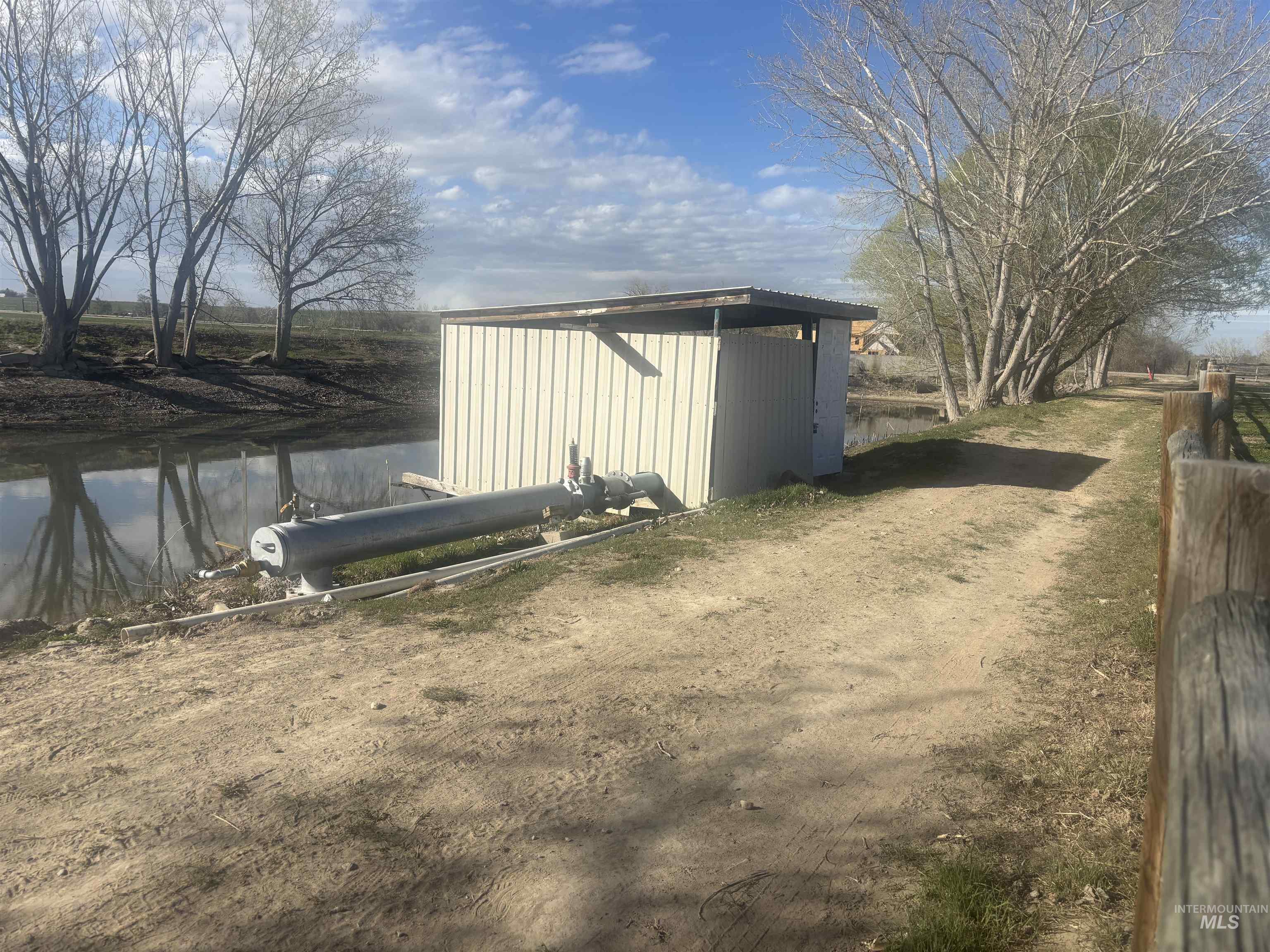 2675 Kings Way Drive, Homedale, Idaho 83628, 5 Bedrooms, 3 Bathrooms, Residential For Sale, Price $989,000,MLS 98980157