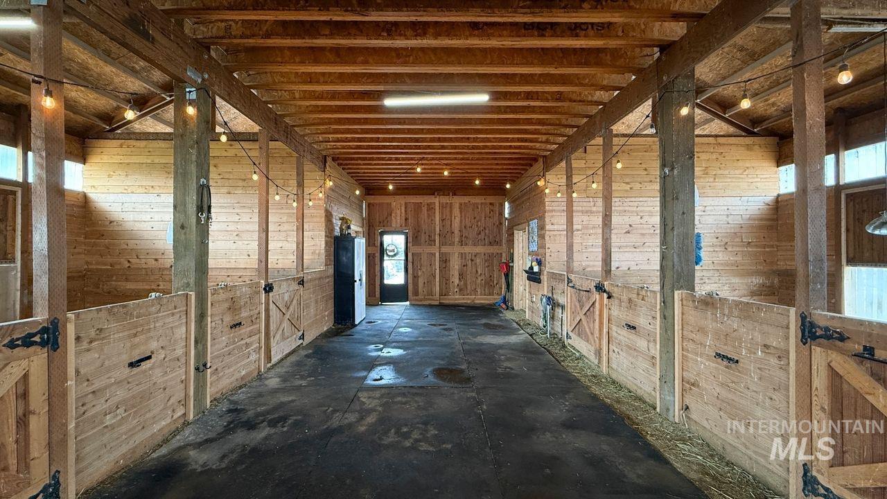 2675 Kings Way Drive, Homedale, Idaho 83628, 5 Bedrooms, 3 Bathrooms, Residential For Sale, Price $989,000,MLS 98980157