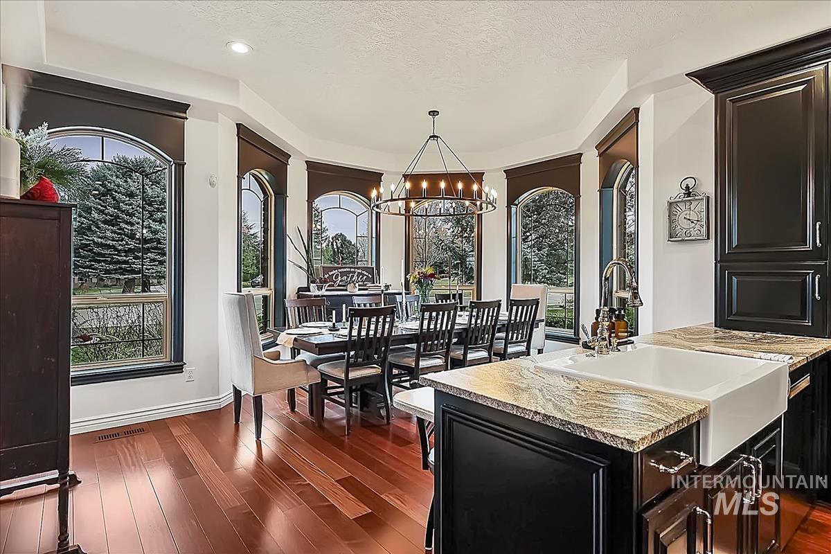 12343 whitechapel way, Nampa, Idaho 83686, 4 Bedrooms, 5 Bathrooms, Residential For Sale, Price $1,140,000,MLS 98980159