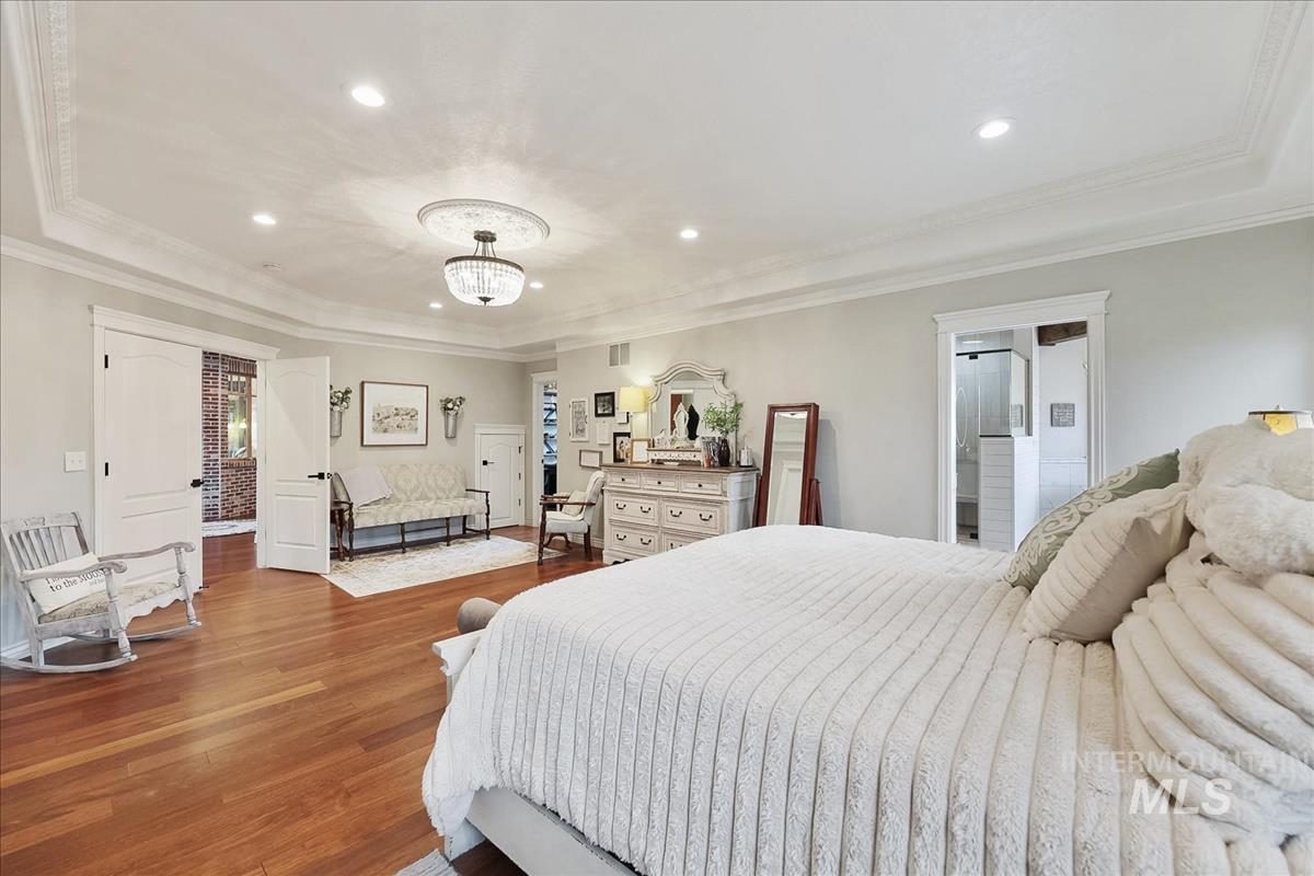 12343 whitechapel way, Nampa, Idaho 83686, 4 Bedrooms, 5 Bathrooms, Residential For Sale, Price $1,140,000,MLS 98980159