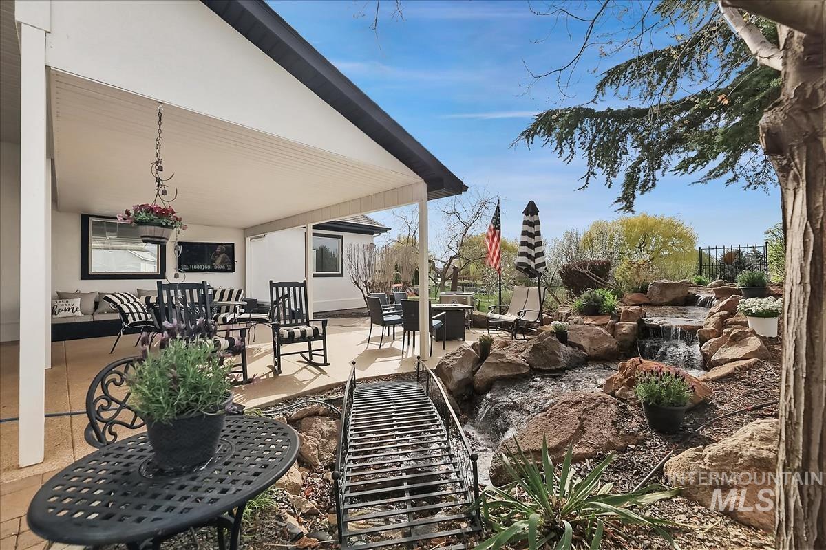 12343 whitechapel way, Nampa, Idaho 83686, 4 Bedrooms, 5 Bathrooms, Residential For Sale, Price $1,140,000,MLS 98980159