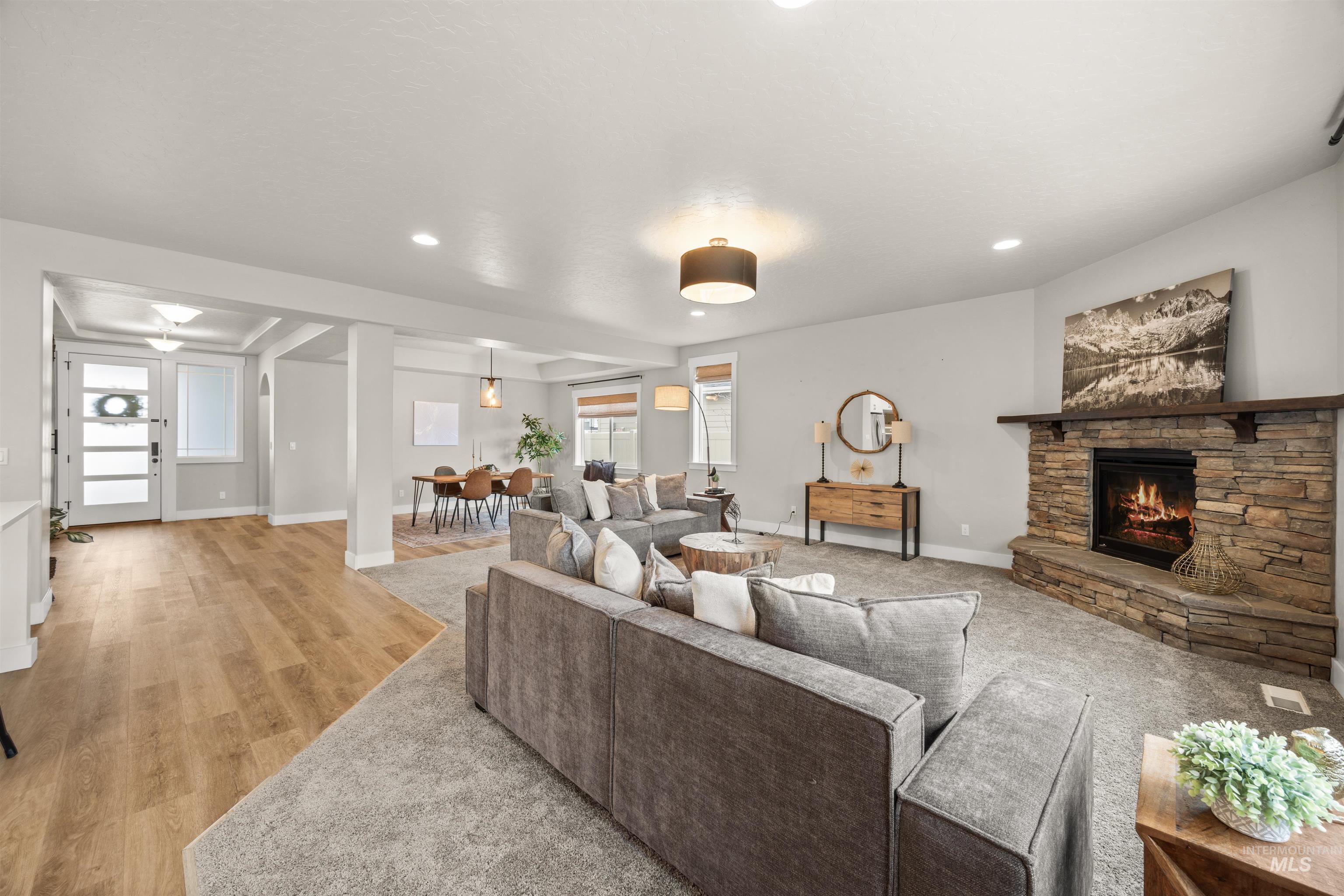 1005 E Trophy St, Kuna, Idaho 83634, 4 Bedrooms, 2.5 Bathrooms, Residential For Sale, Price $679,900,MLS 98980160