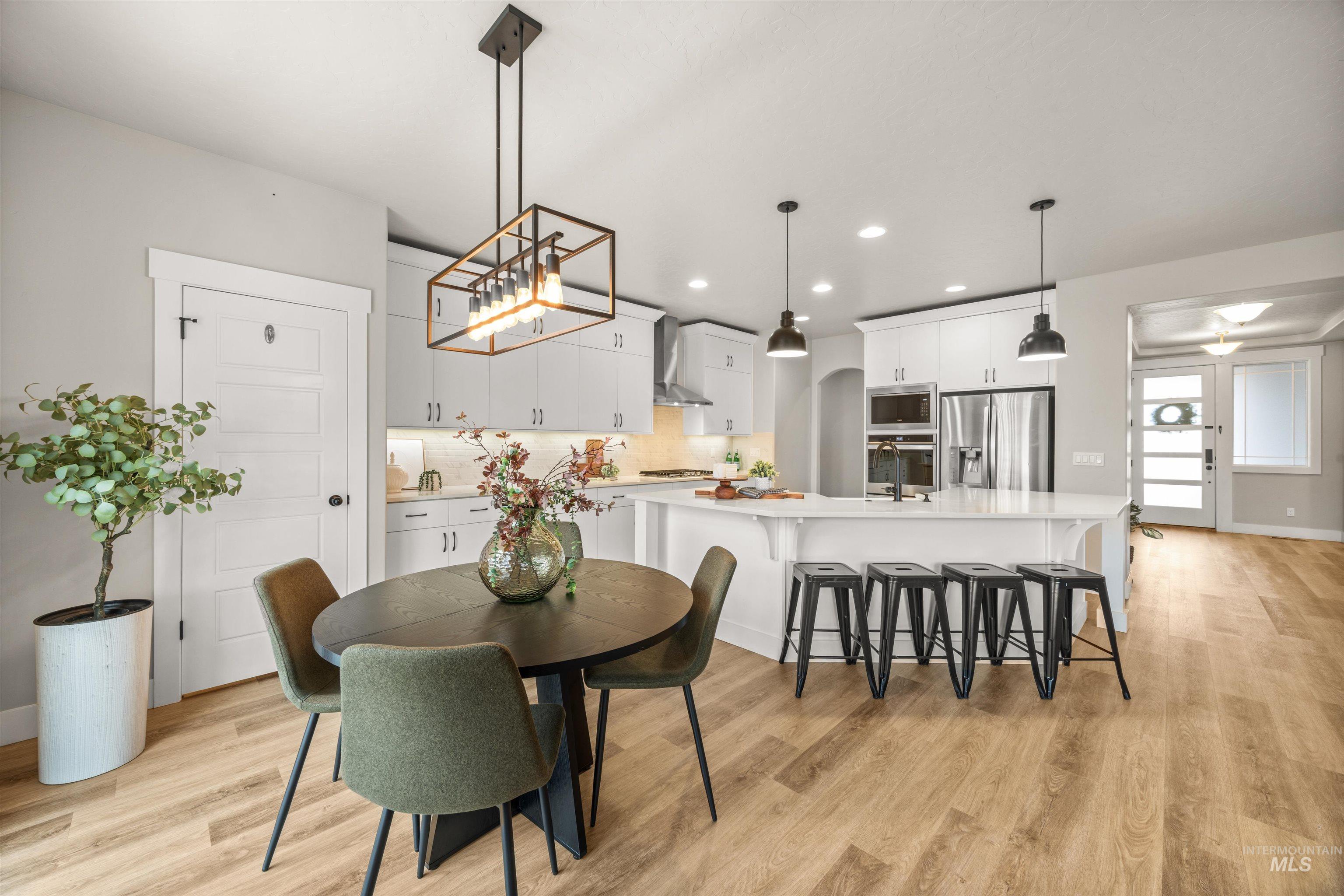 1005 E Trophy St, Kuna, Idaho 83634, 4 Bedrooms, 2.5 Bathrooms, Residential For Sale, Price $679,900,MLS 98980160