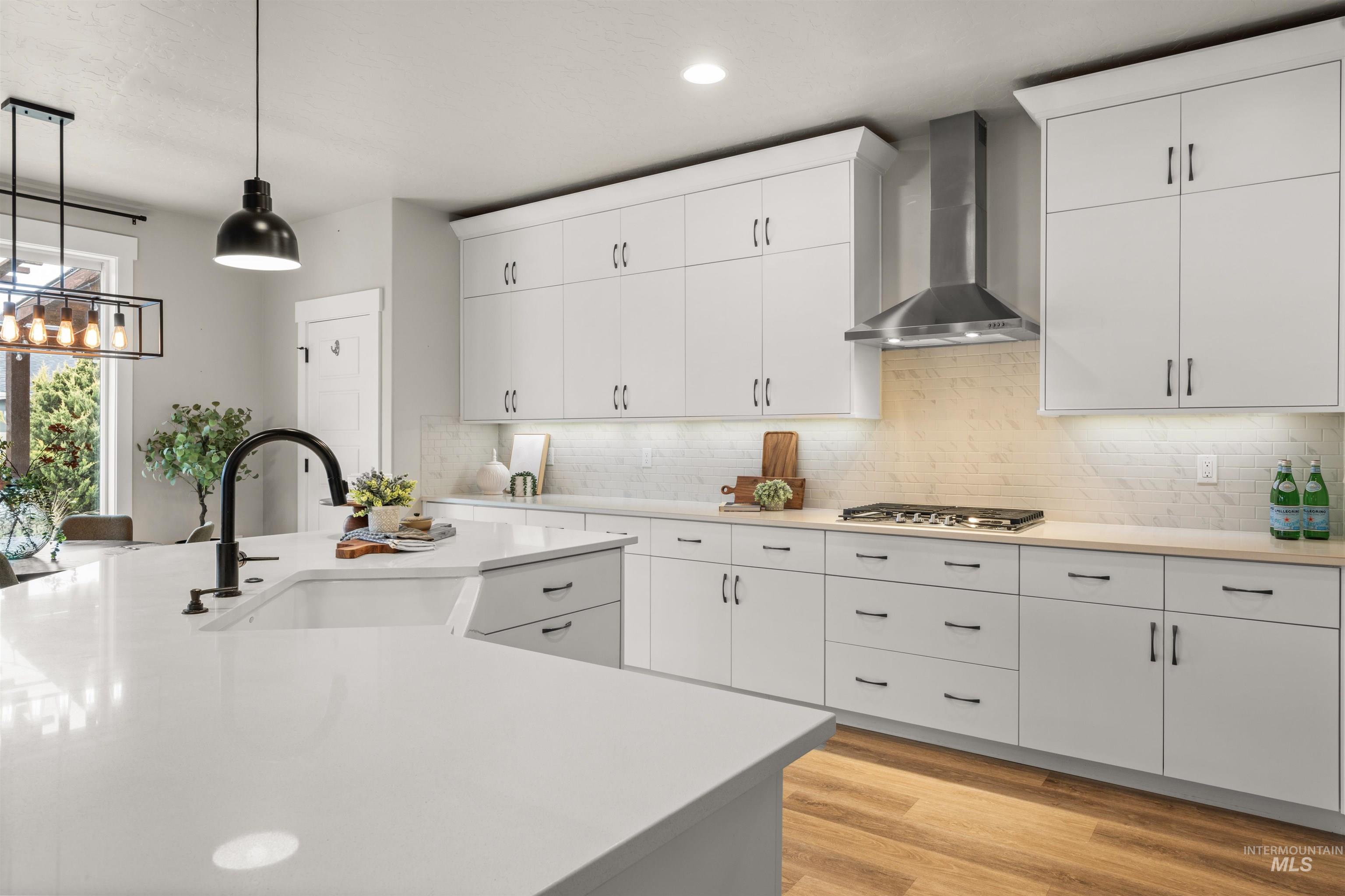 1005 E Trophy St, Kuna, Idaho 83634, 4 Bedrooms, 2.5 Bathrooms, Residential For Sale, Price $679,900,MLS 98980160