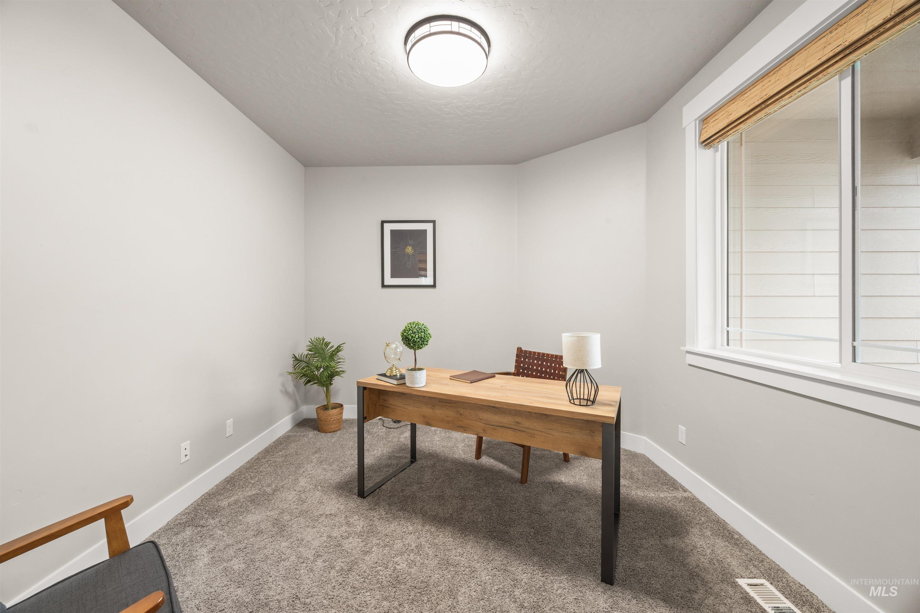 1005 E Trophy St, Kuna, Idaho 83634, 4 Bedrooms, 2.5 Bathrooms, Residential For Sale, Price $679,900,MLS 98980160