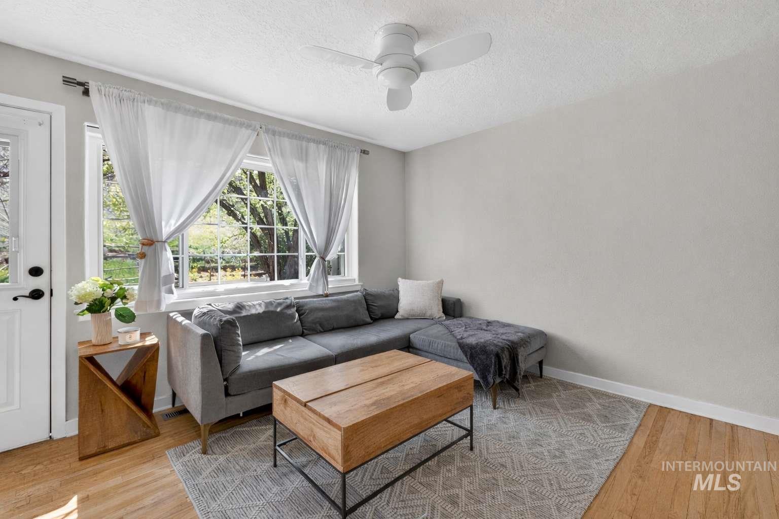 511 W Village Ln, Boise, Idaho 83702, 3 Bedrooms, 2 Bathrooms, Residential For Sale, Price $519,900,MLS 98980161