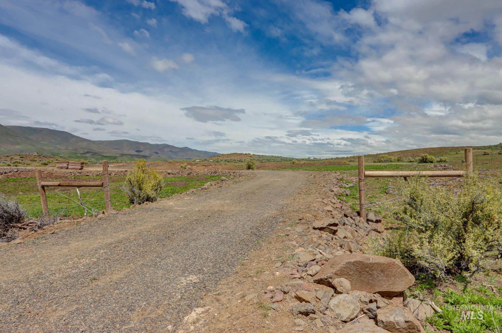 20750 Sweet Ola Hwy, Ola, Idaho 83657, Land For Sale, Price $295,000,MLS 98980164