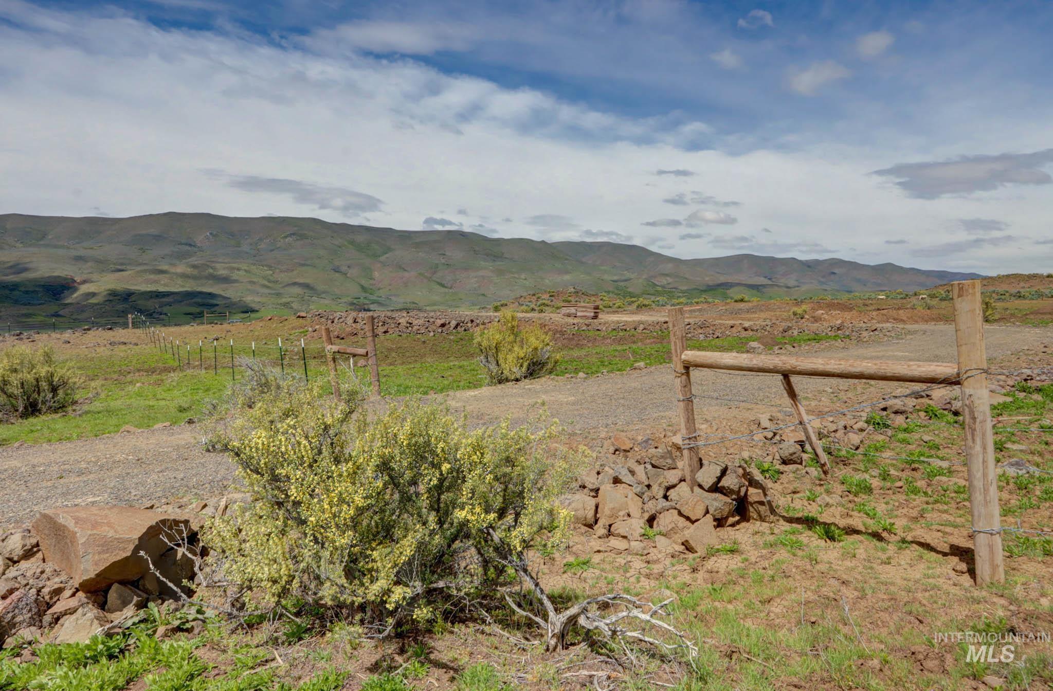 20750 Sweet Ola Hwy, Ola, Idaho 83657, Land For Sale, Price $295,000,MLS 98980164