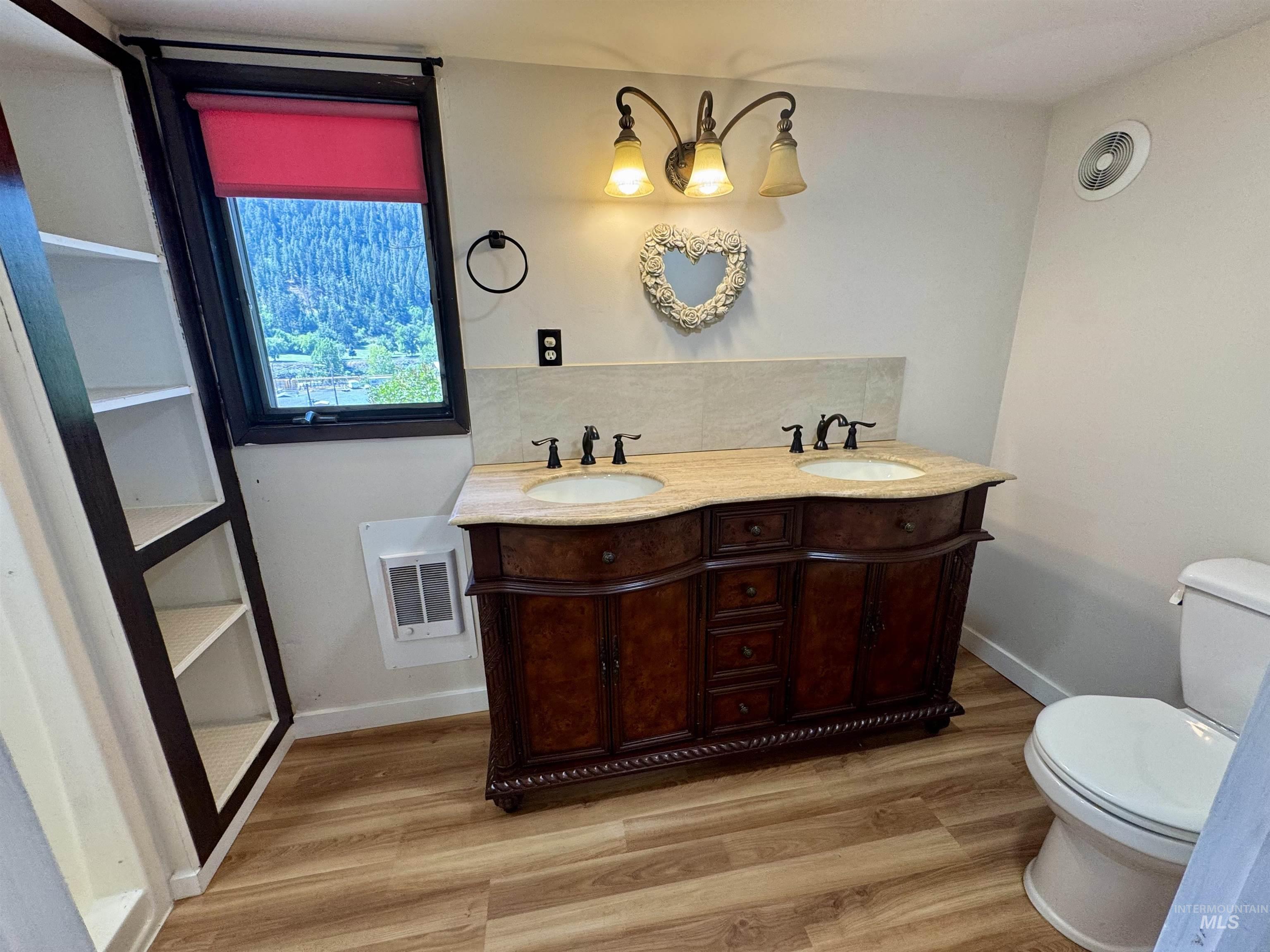 704 Floyd Avenue, Orofino, Idaho 83544, 3 Bedrooms, 2 Bathrooms, Residential For Sale, Price $368,000,MLS 98980165