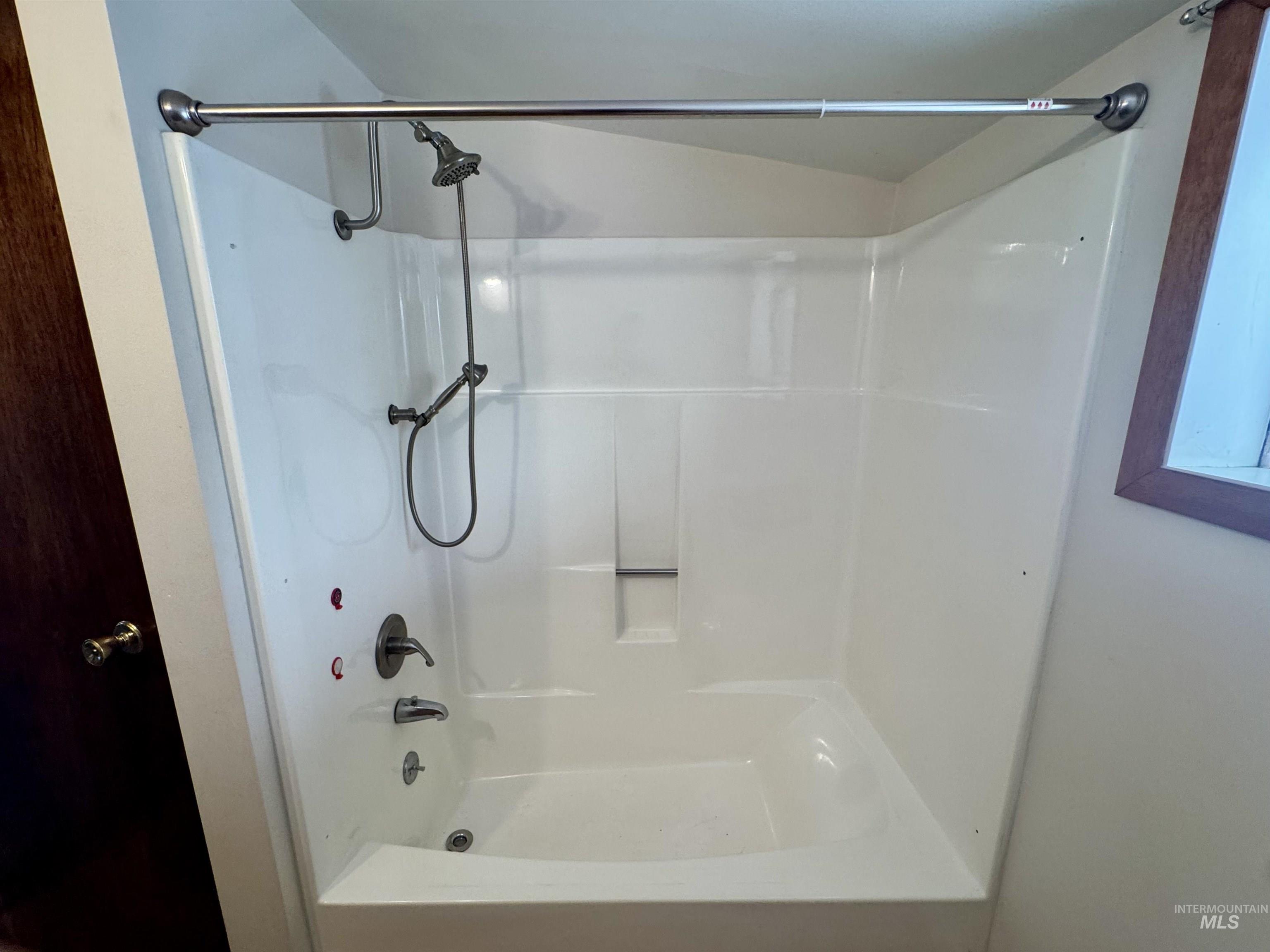 704 Floyd Avenue, Orofino, Idaho 83544, 3 Bedrooms, 2 Bathrooms, Residential For Sale, Price $368,000,MLS 98980165