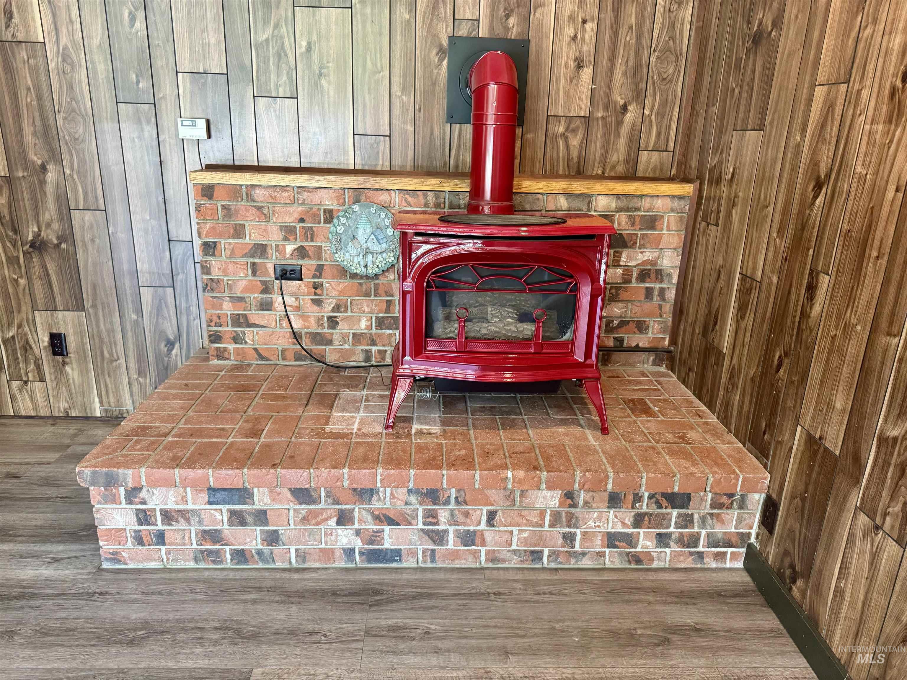 704 Floyd Avenue, Orofino, Idaho 83544, 3 Bedrooms, 2 Bathrooms, Residential For Sale, Price $368,000,MLS 98980165