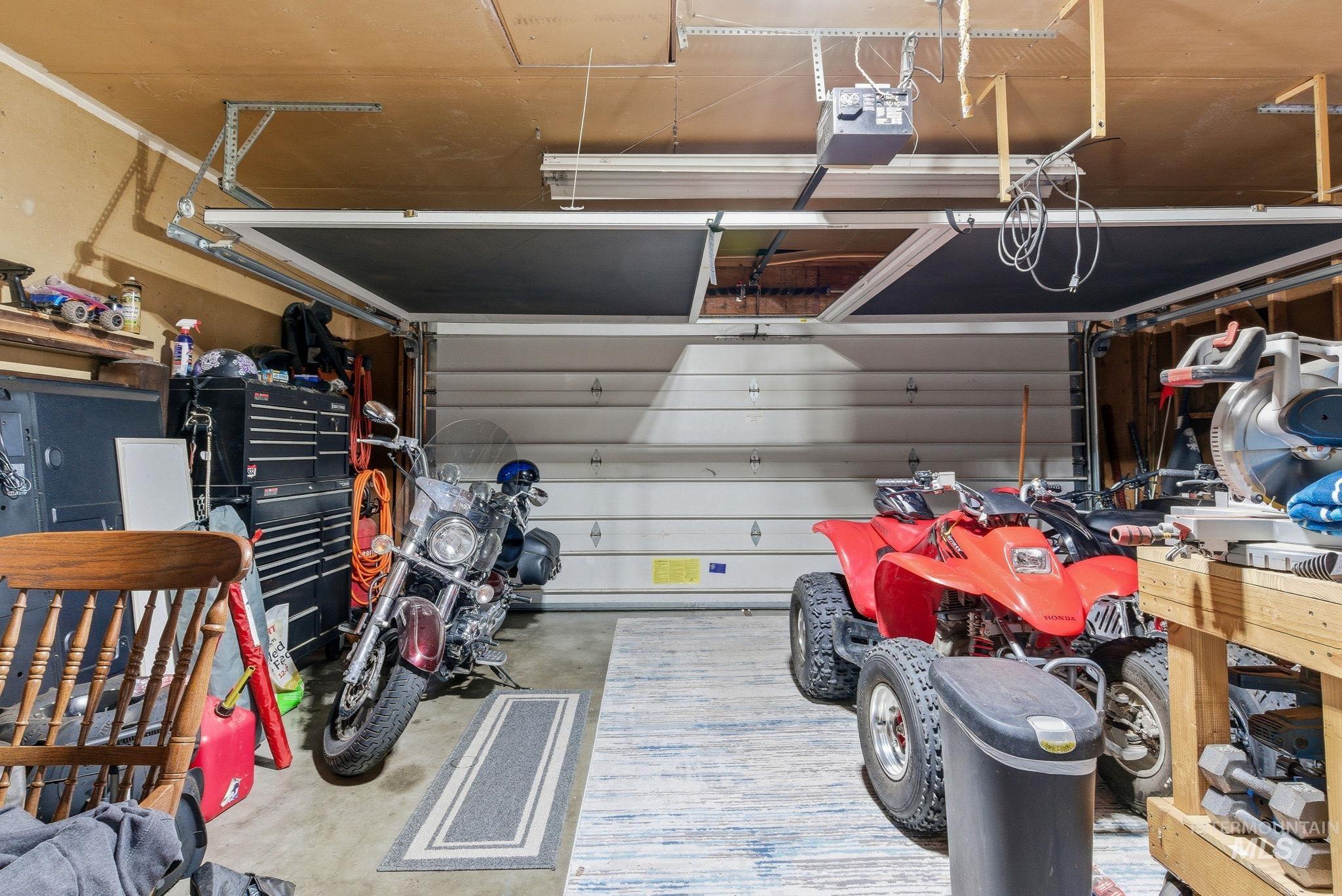 598 E Easy St, Kuna, Idaho 83634, 3 Bedrooms, 1.5 Bathrooms, Residential For Sale, Price $369,900,MLS 98980167