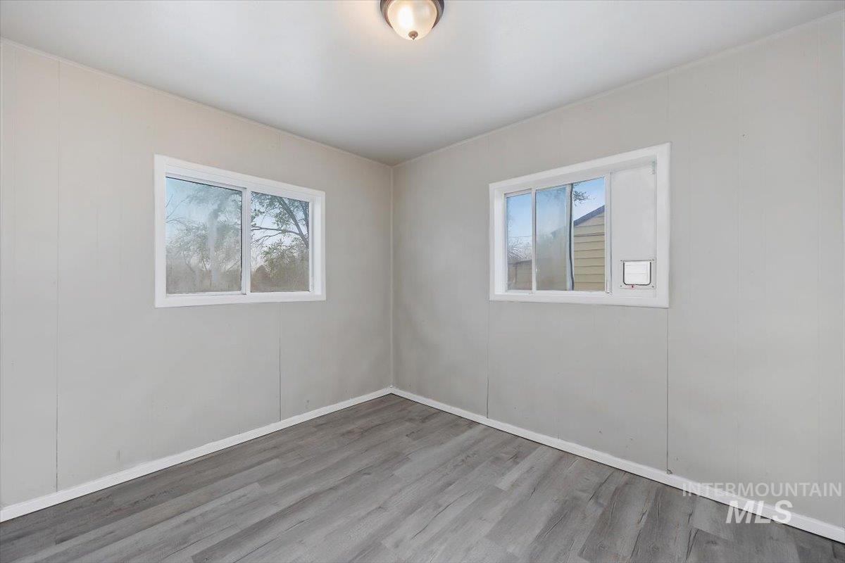 429 Wakefield St., Twin Falls, Idaho 83301, 2 Bedrooms, 1 Bathroom, Residential For Sale, Price $209,900,MLS 98980169