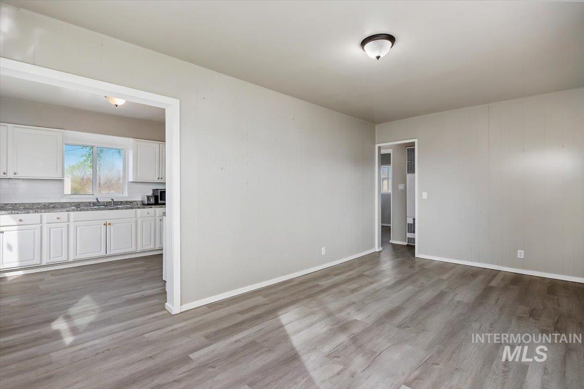 429 Wakefield St., Twin Falls, Idaho 83301, 2 Bedrooms, 1 Bathroom, Residential For Sale, Price $209,900,MLS 98980169