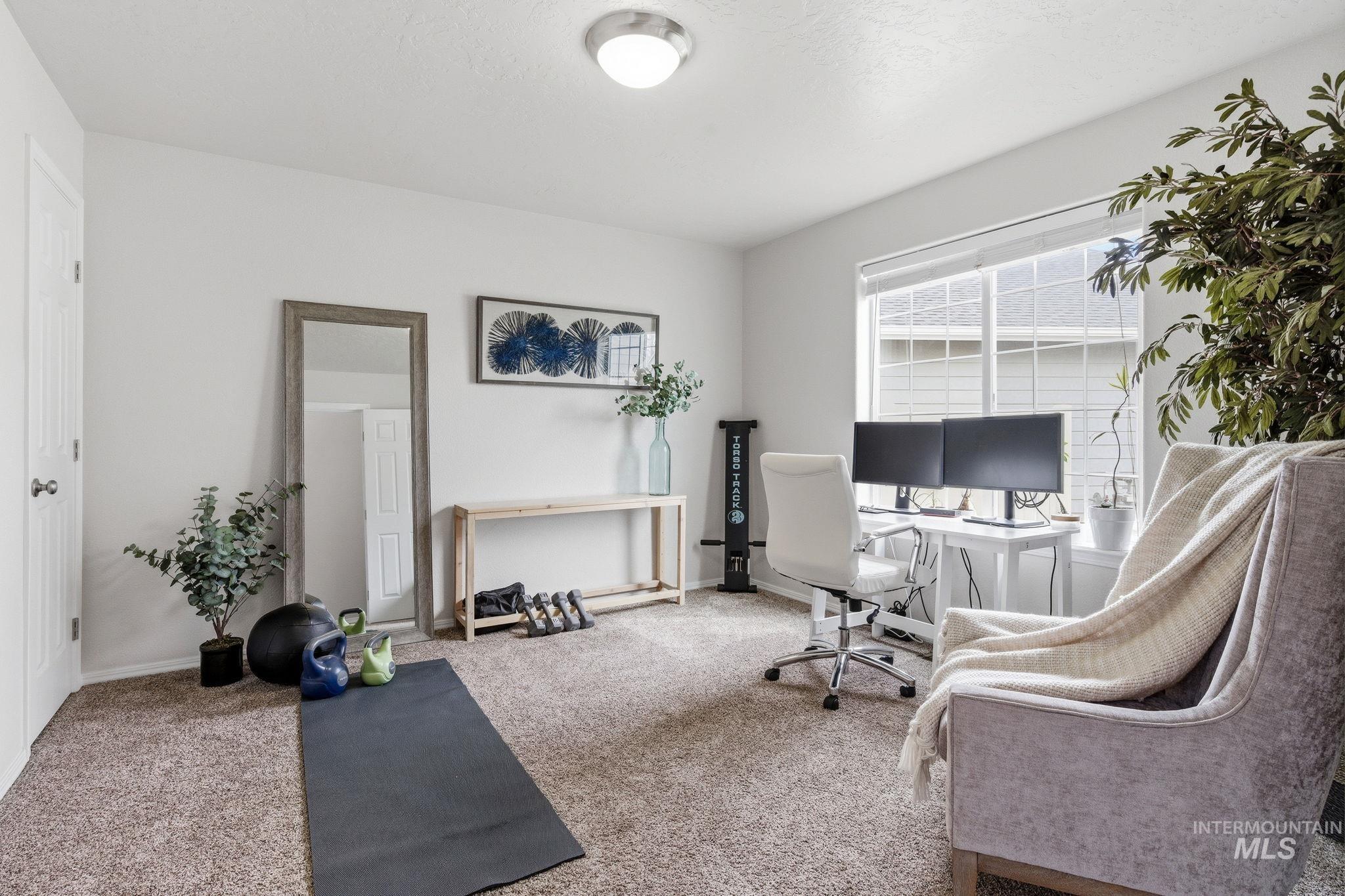 1980 W Turquoise Dr., Kuna, Idaho 83634, 6 Bedrooms, 3.5 Bathrooms, Residential For Sale, Price $537,900,MLS 98980172