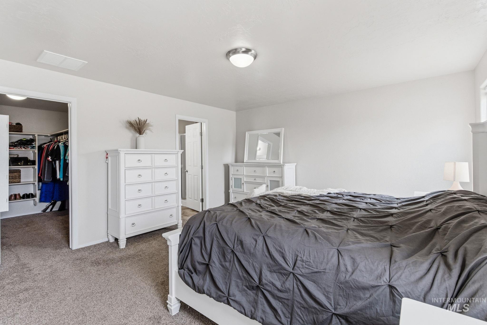 1980 W Turquoise Dr., Kuna, Idaho 83634, 6 Bedrooms, 3.5 Bathrooms, Residential For Sale, Price $537,900,MLS 98980172