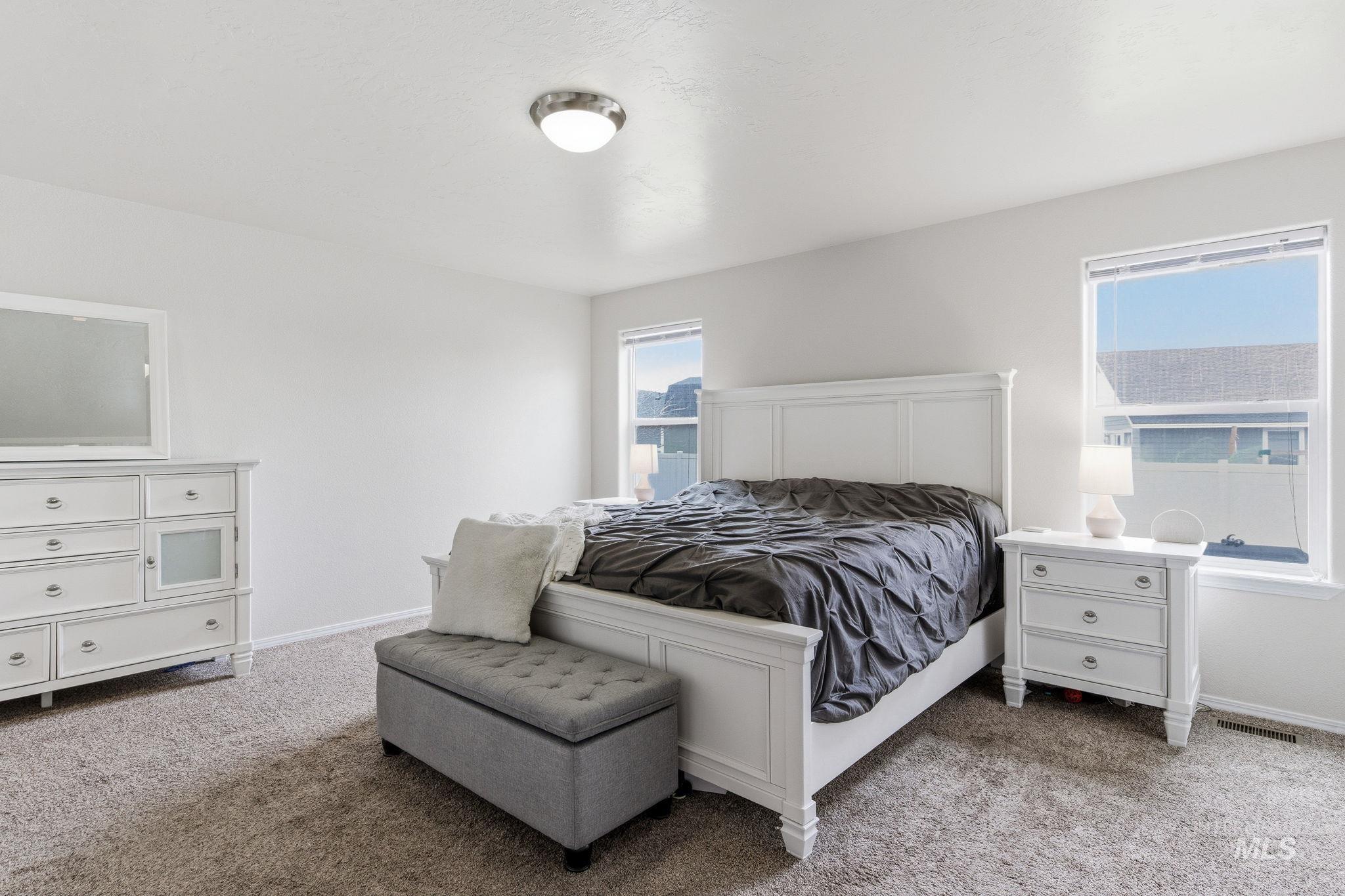 1980 W Turquoise Dr., Kuna, Idaho 83634, 6 Bedrooms, 3.5 Bathrooms, Residential For Sale, Price $537,900,MLS 98980172