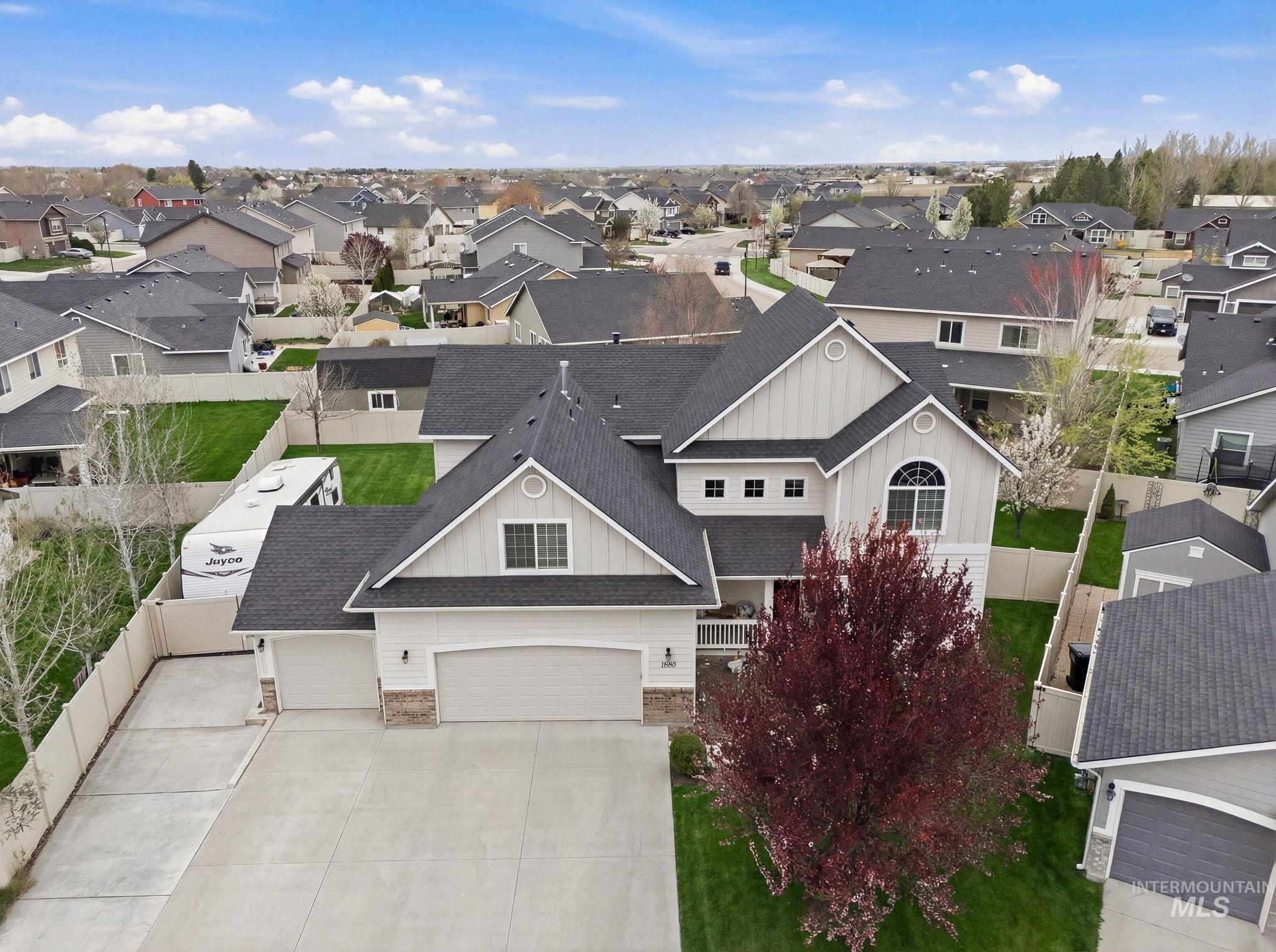 1980 W Turquoise Dr., Kuna, Idaho 83634, 6 Bedrooms, 3.5 Bathrooms, Residential For Sale, Price $537,900,MLS 98980172