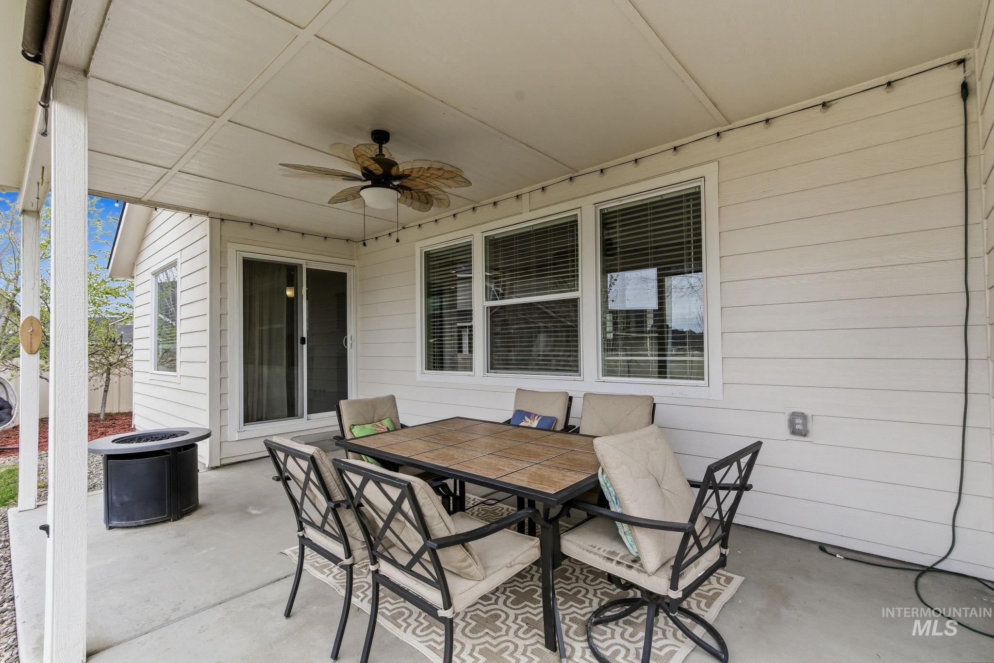 1980 W Turquoise Dr., Kuna, Idaho 83634, 6 Bedrooms, 3.5 Bathrooms, Residential For Sale, Price $537,900,MLS 98980172