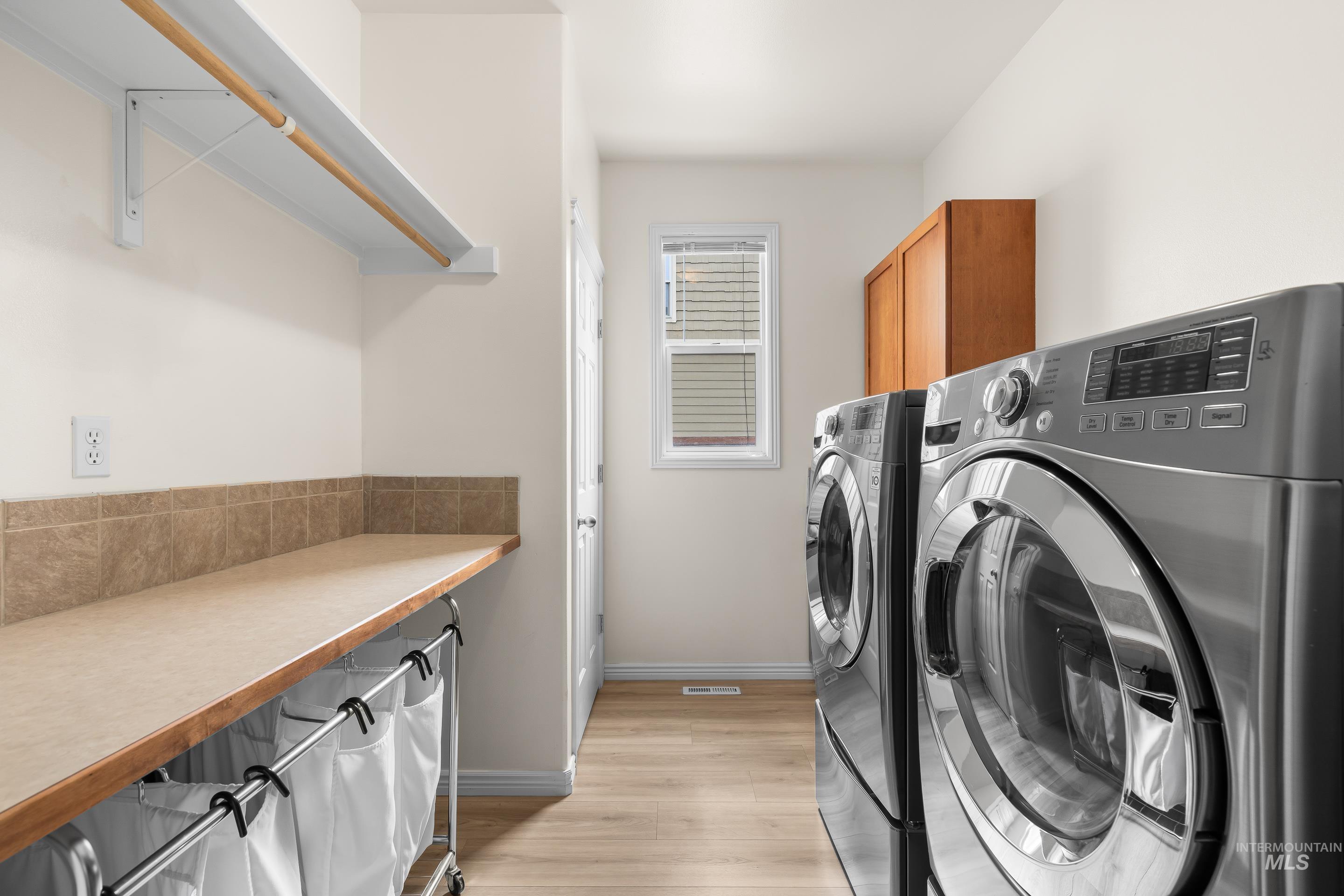 4481 N Diamond Creek, Meridian, Idaho 83646, 4 Bedrooms, 2.5 Bathrooms, Residential For Sale, Price $635,000,MLS 98980174