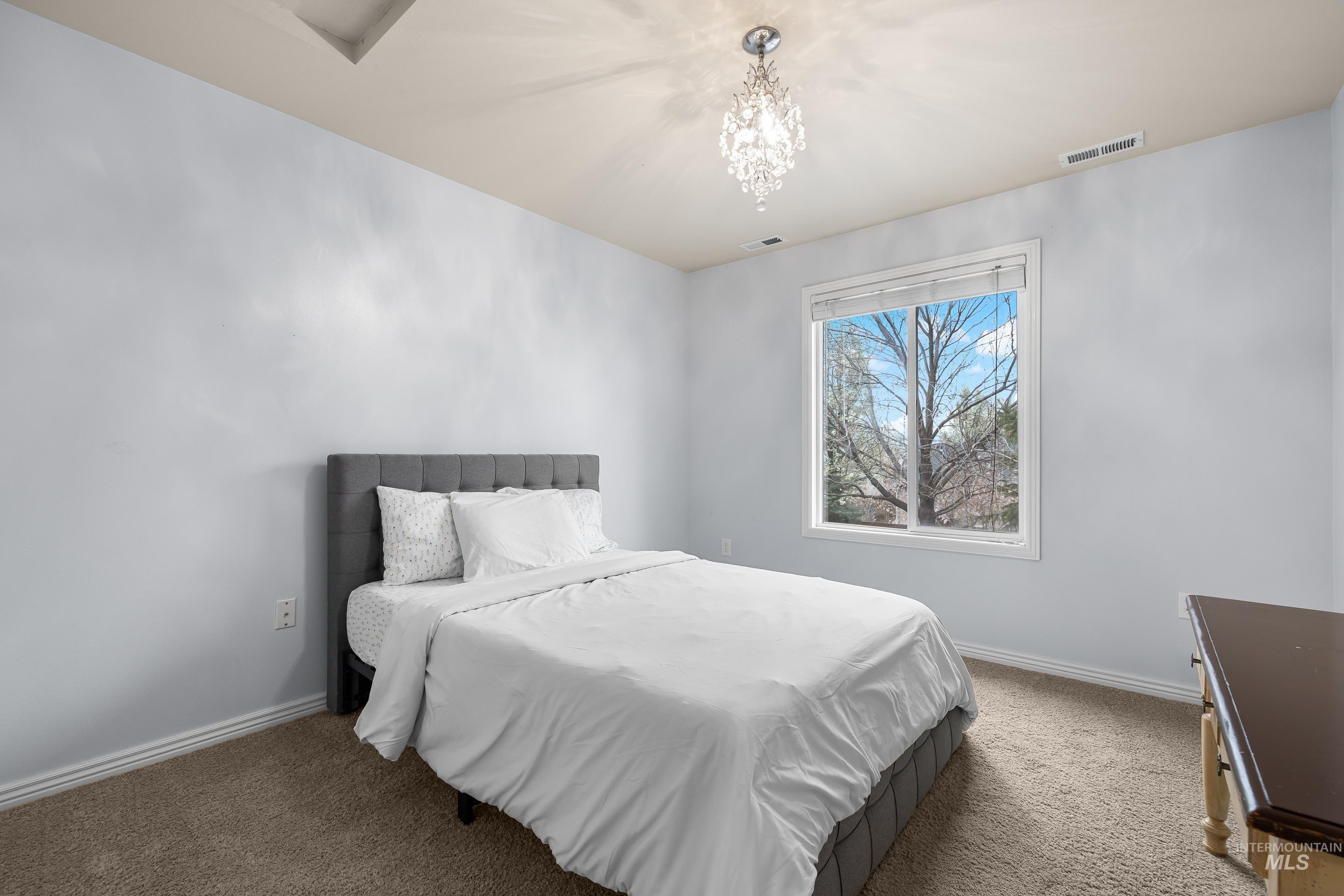 4481 N Diamond Creek, Meridian, Idaho 83646, 4 Bedrooms, 2.5 Bathrooms, Residential For Sale, Price $635,000,MLS 98980174