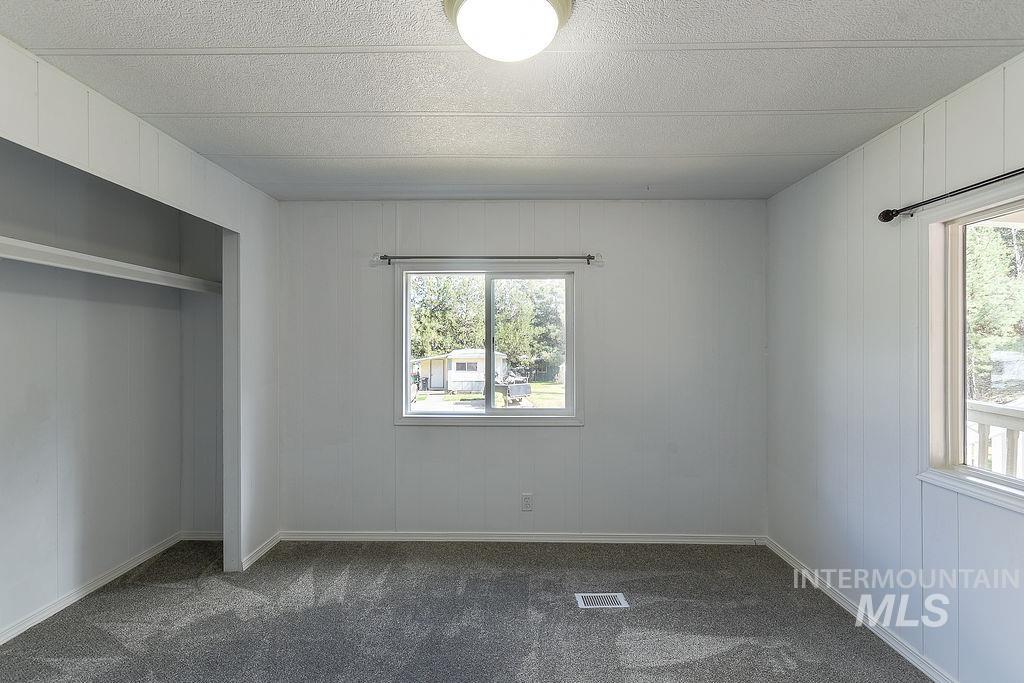 609 N Almon St, Moscow, Idaho 83843, 3 Bedrooms, 2 Bathrooms, Residential For Sale, Price $145,000,MLS 98980175