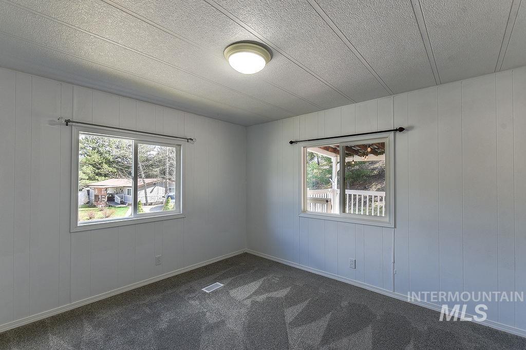 609 N Almon St, Moscow, Idaho 83843, 3 Bedrooms, 2 Bathrooms, Residential For Sale, Price $145,000,MLS 98980175