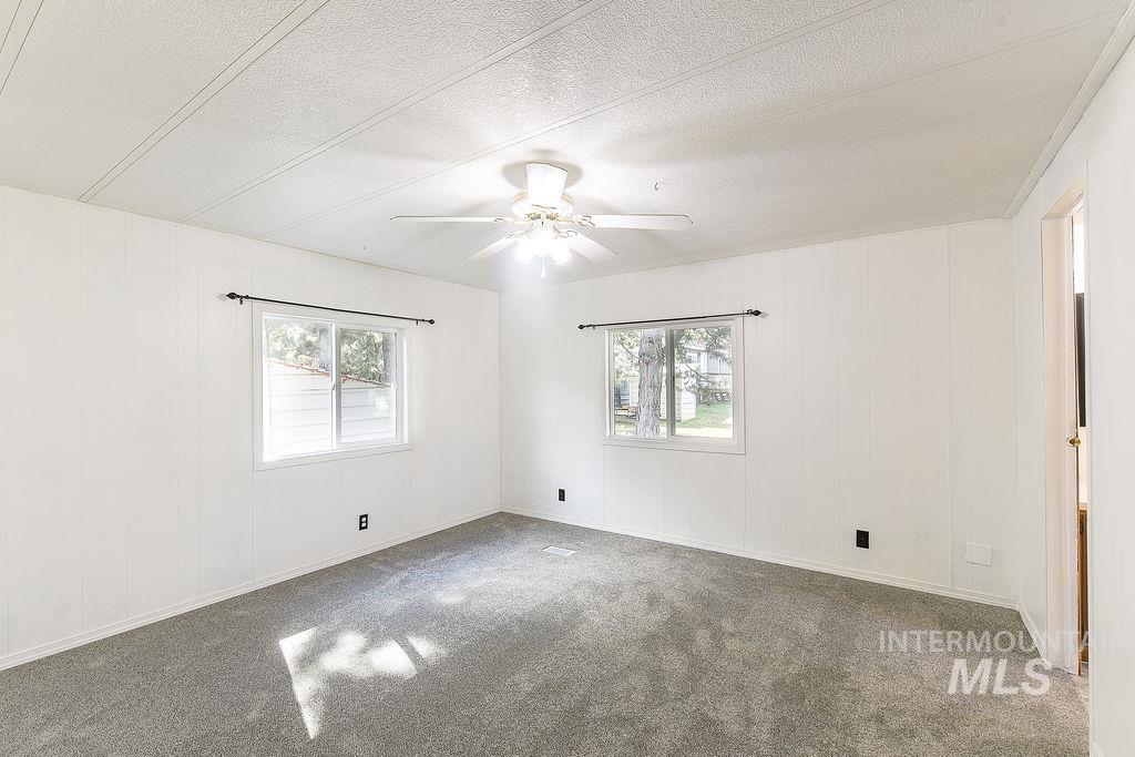 609 N Almon St, Moscow, Idaho 83843, 3 Bedrooms, 2 Bathrooms, Residential For Sale, Price $145,000,MLS 98980175