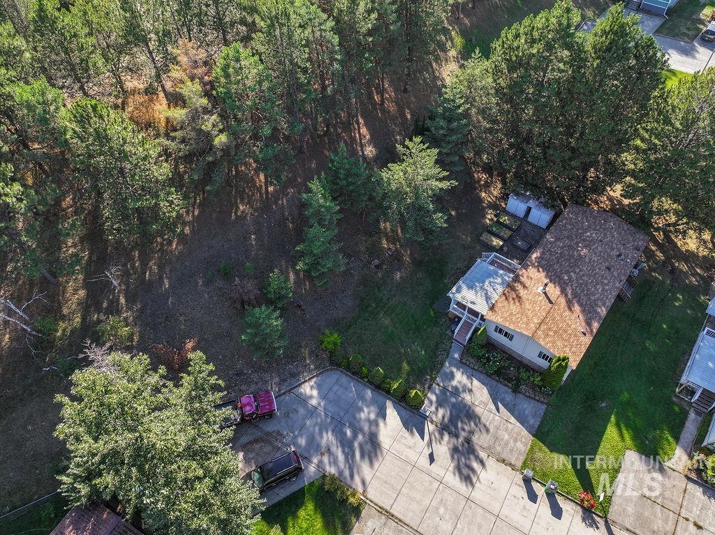 609 N Almon St, Moscow, Idaho 83843, 3 Bedrooms, 2 Bathrooms, Residential For Sale, Price $145,000,MLS 98980175