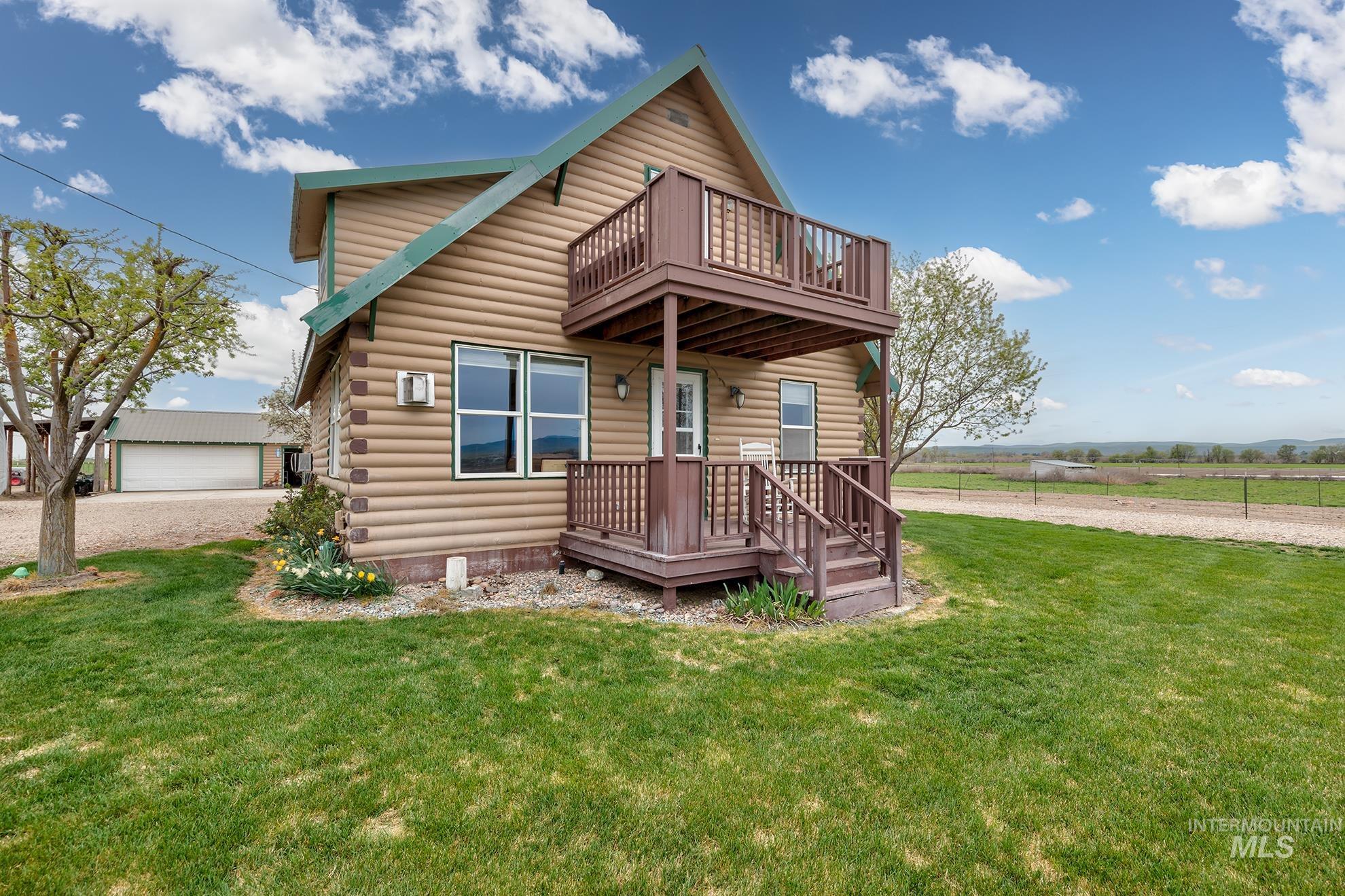 1363 Ross Road, Weiser, Idaho 83672, 2 Bedrooms, 2 Bathrooms, Residential For Sale, Price $529,000,MLS 98980176