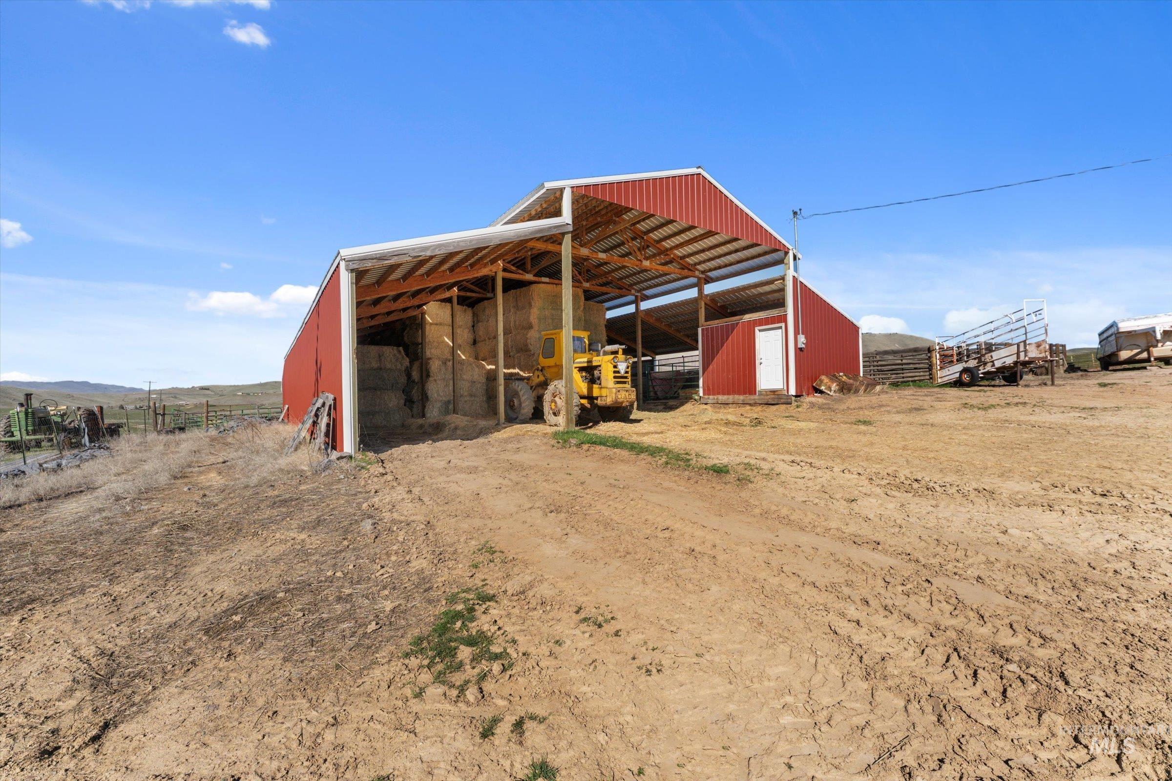 11555 Liberty Rd, Sweet, Idaho 83670, 2 Bedrooms, 1 Bathroom, Residential For Sale, Price $6,399,999,MLS 98980177